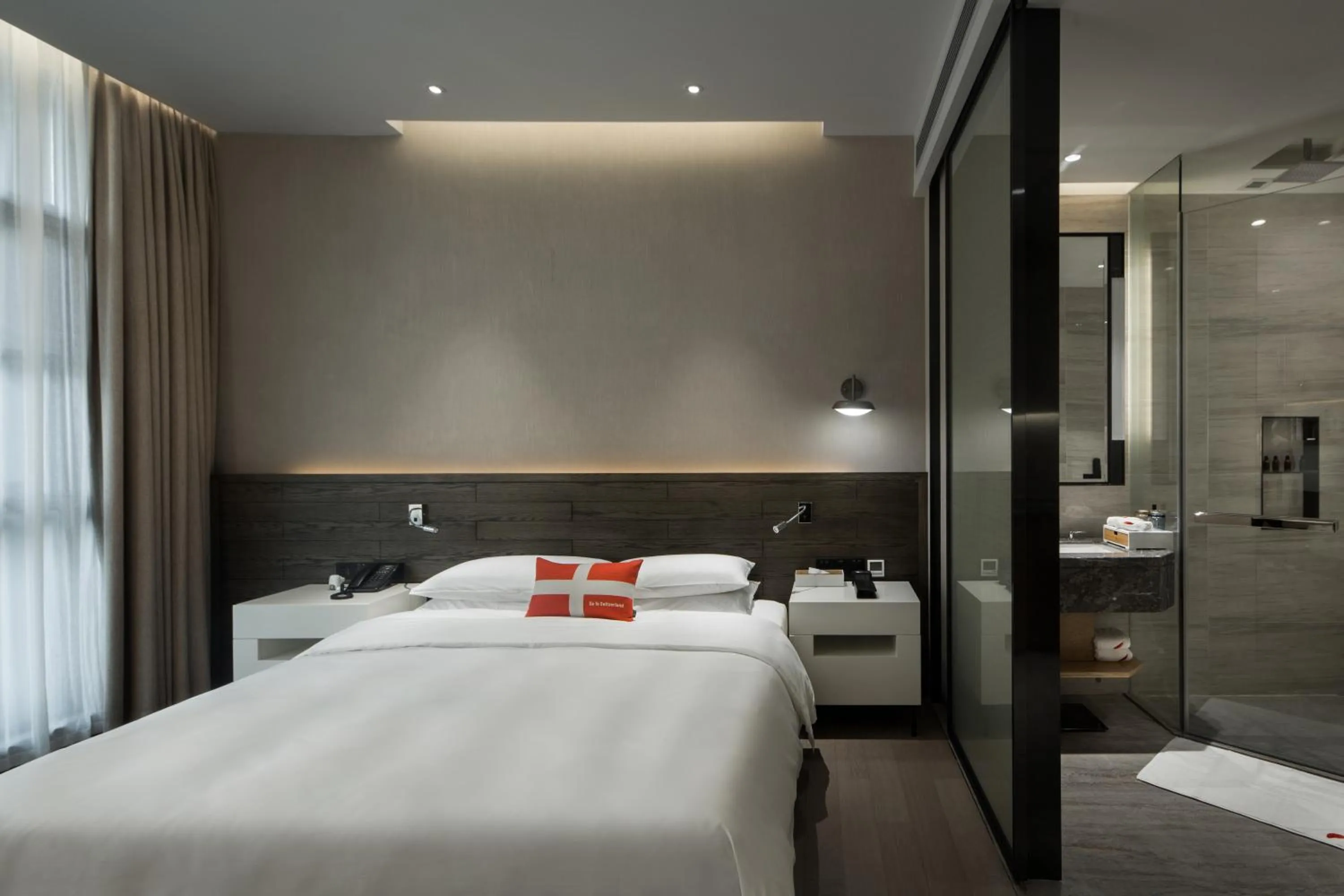 Photo of the whole room, Bed in Swisstouches Guangzhou Hotel Residences