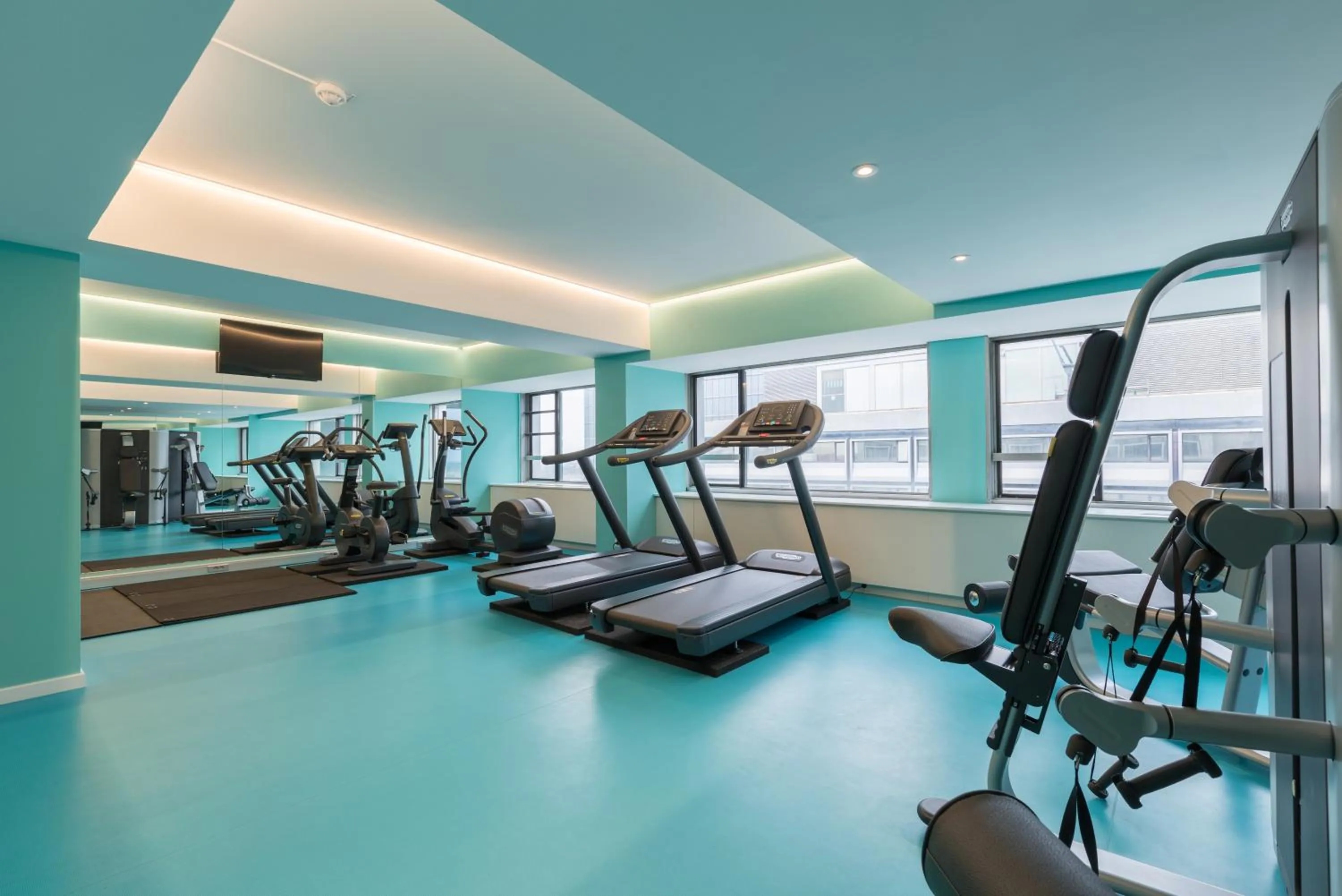 Fitness centre/facilities in Thon Hotel Brussels City Centre