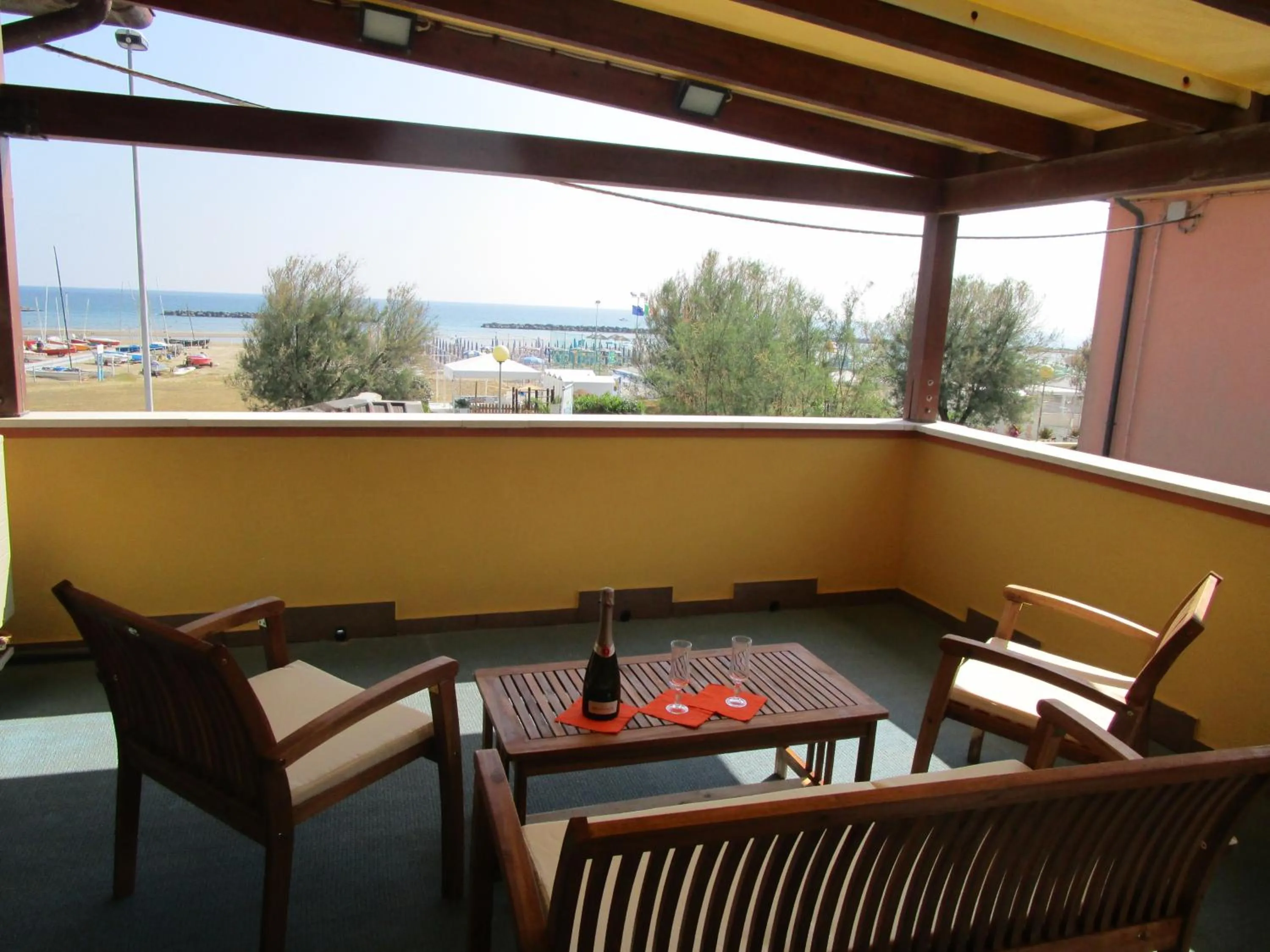 Balcony/Terrace in Albergo Primavera