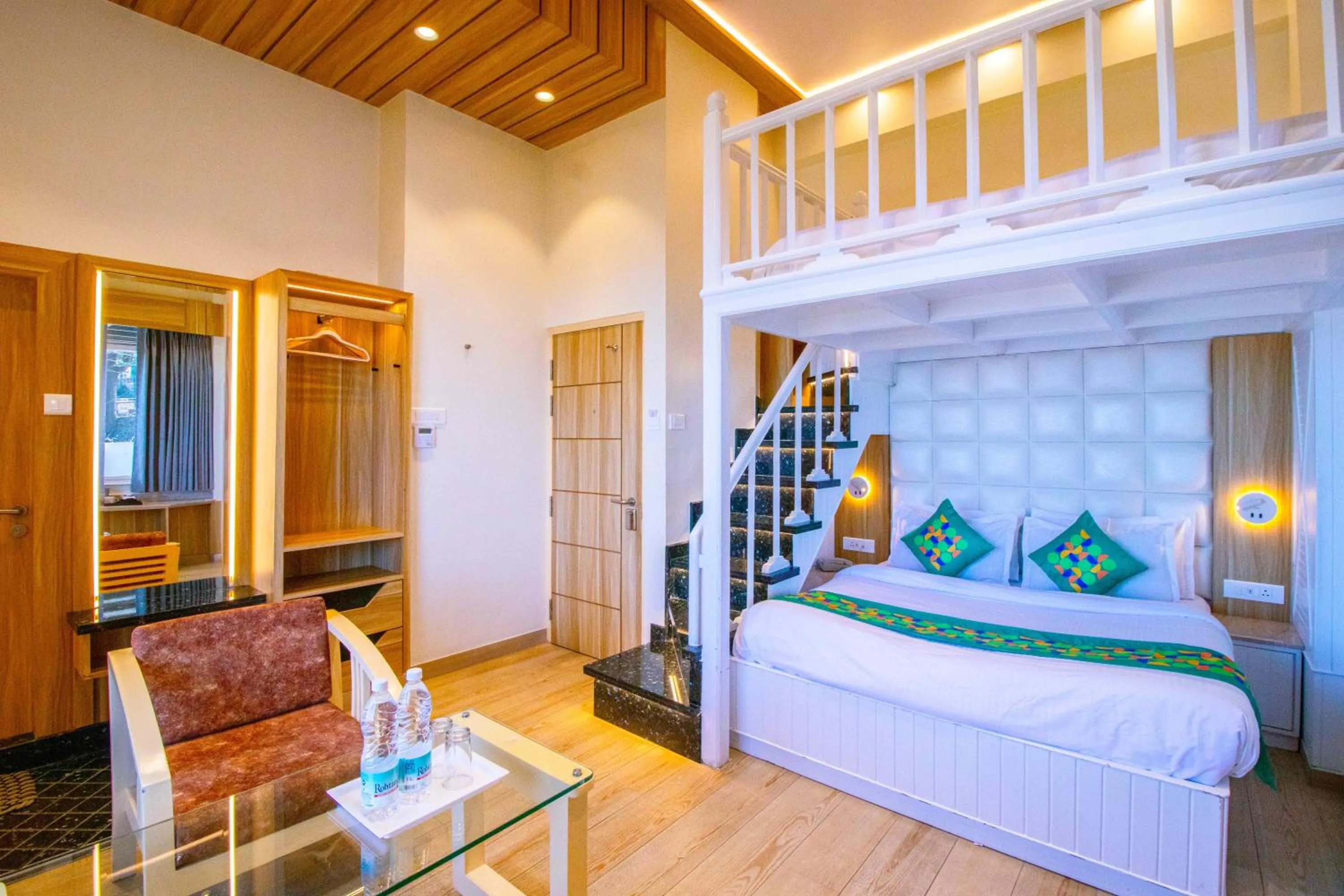 Bedroom, Bed in Treebo Varuna With Mountain View