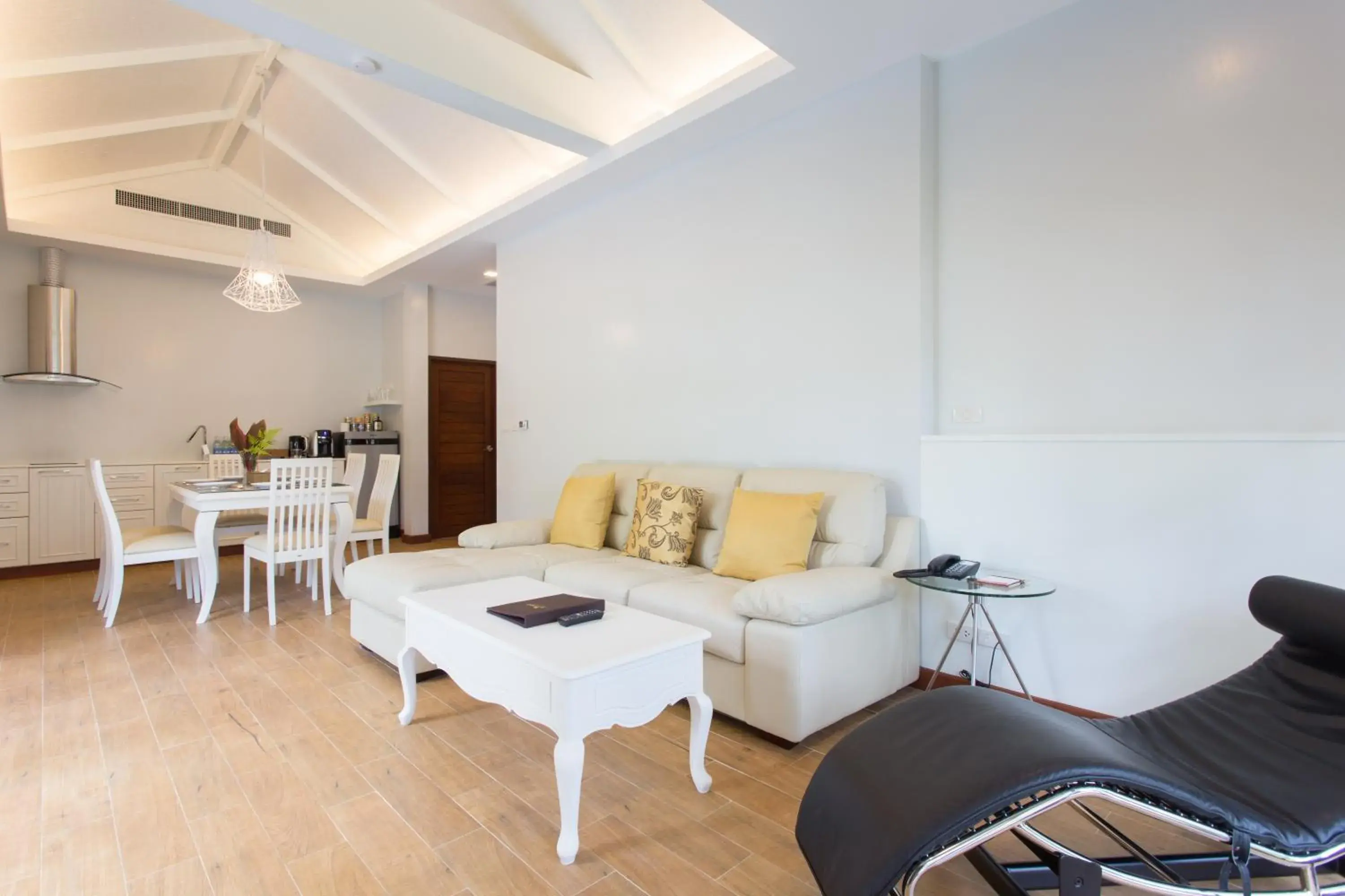 Living room in Alisea Pool Villa Aonang Living room in Alisea Pool Villa Aonang