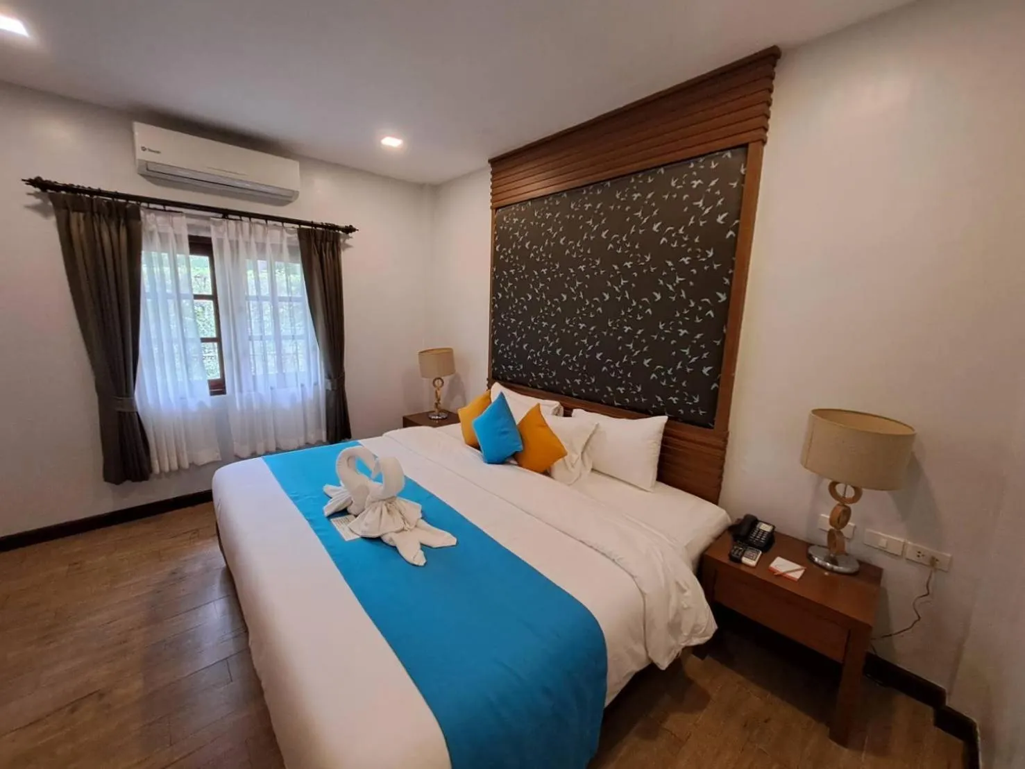 Bed in Alisea Pool Villa Aonang