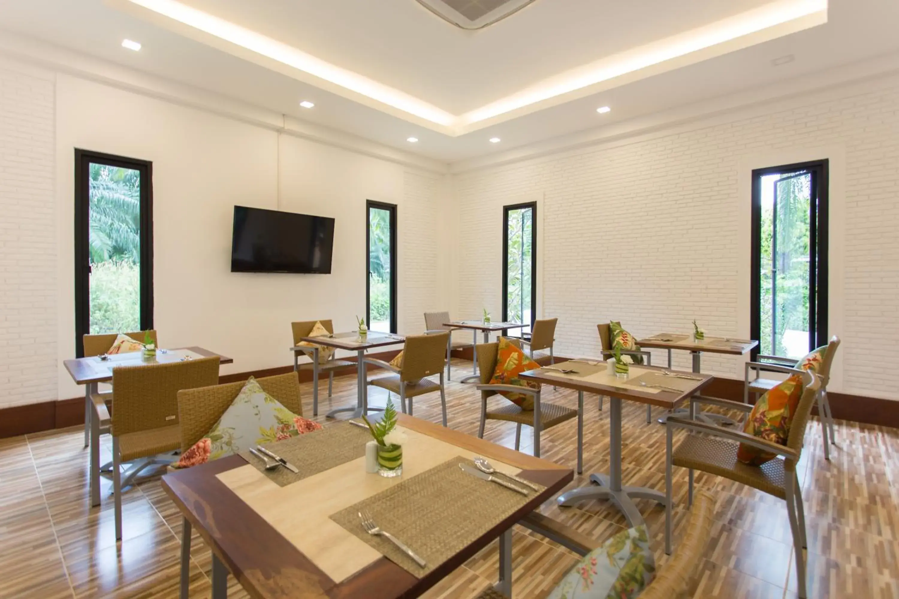 Restaurant/places to eat in Alisea Pool Villa Aonang Restaurant/places to eat in Alisea Pool Villa Aonang