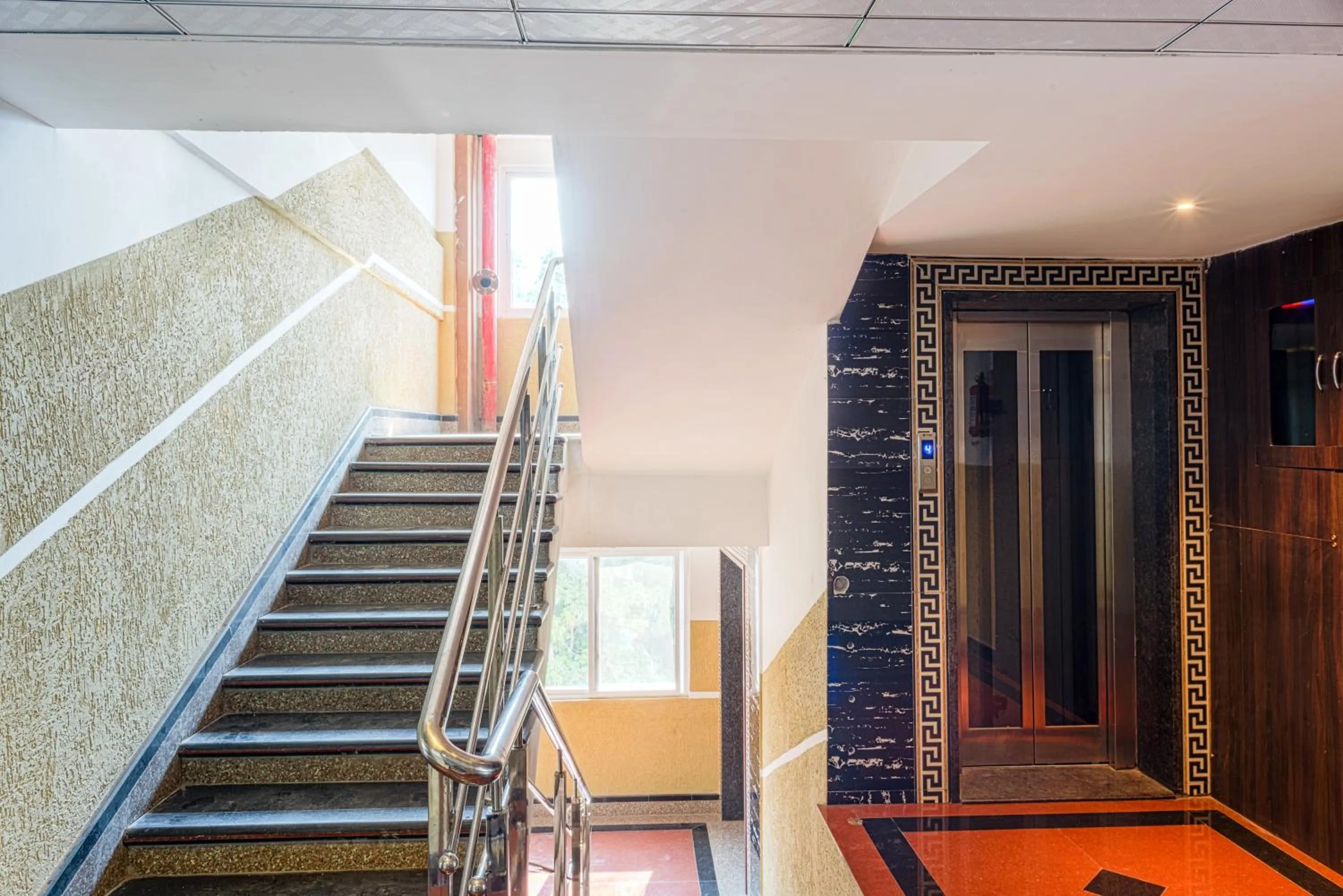 elevator in Treebo Empire