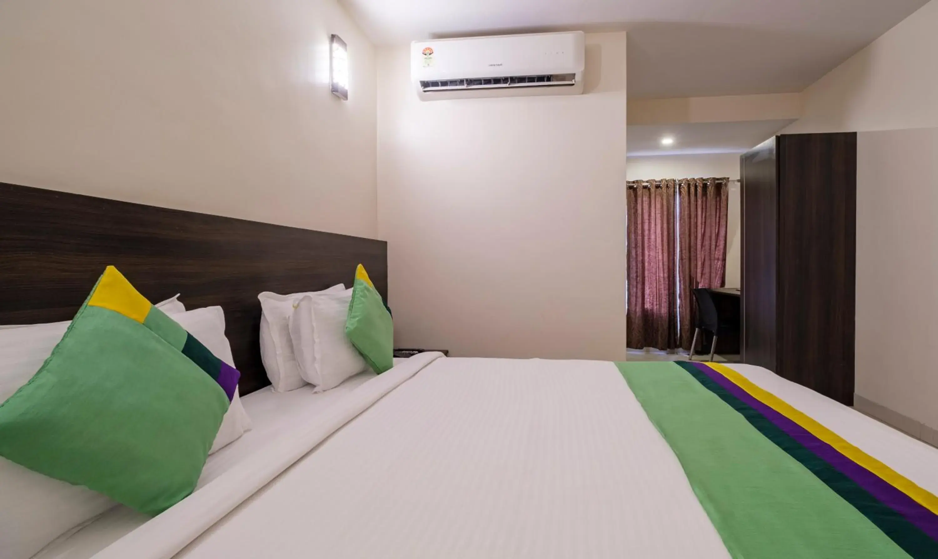 Bedroom, Bed in Treebo MVP Grand Bedroom, Bed in Treebo MVP Grand