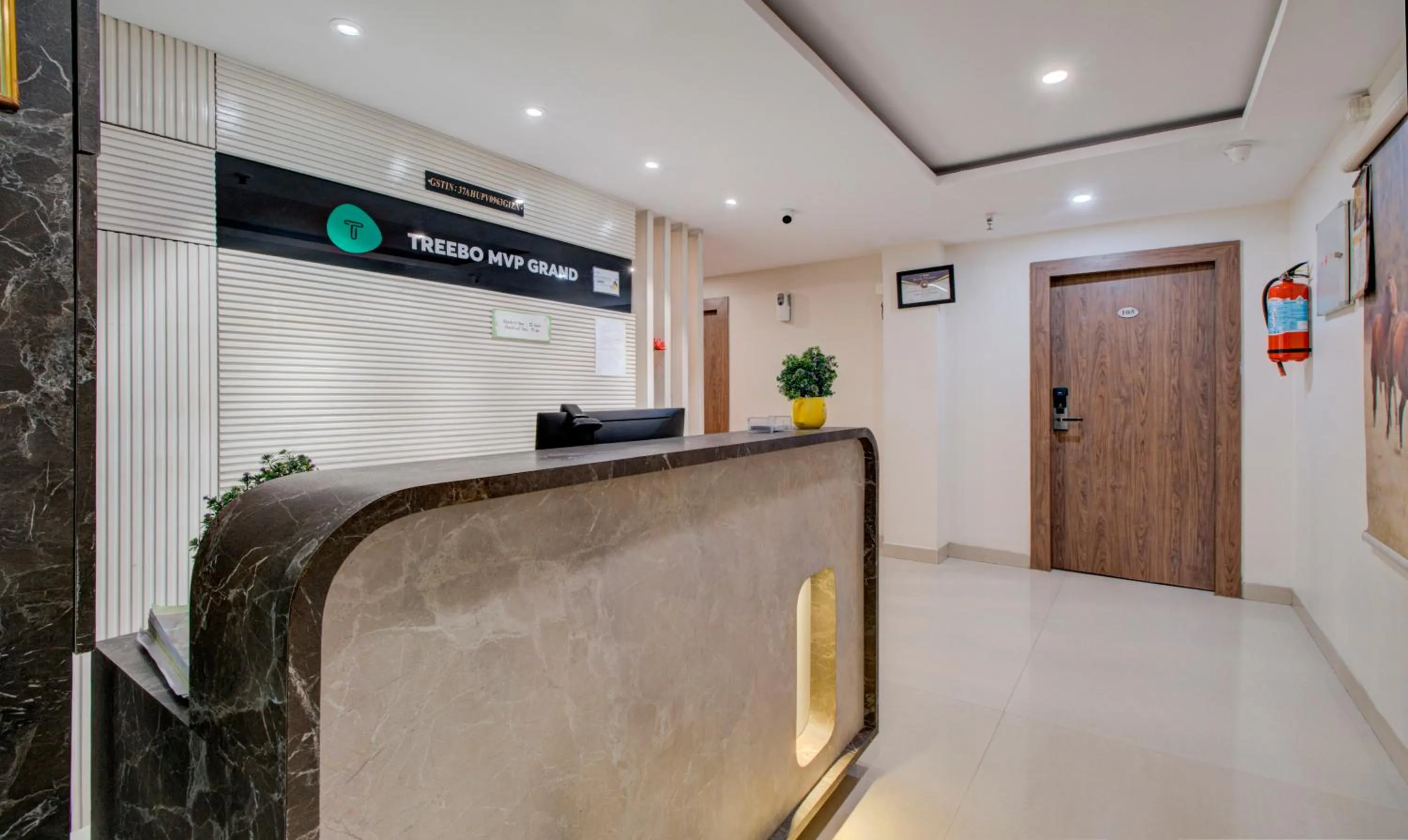 Lobby or reception in Treebo MVP Grand