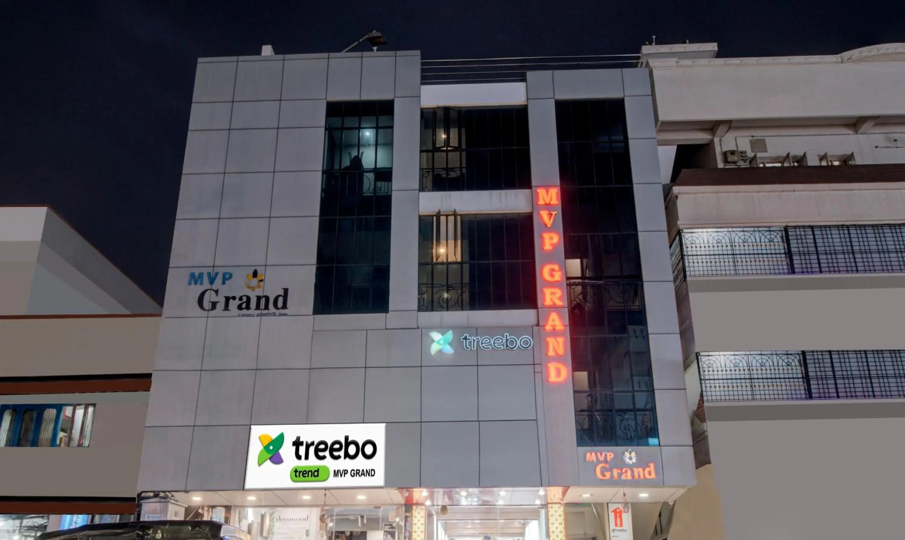 Property building in Treebo MVP Grand Property building in Treebo MVP Grand