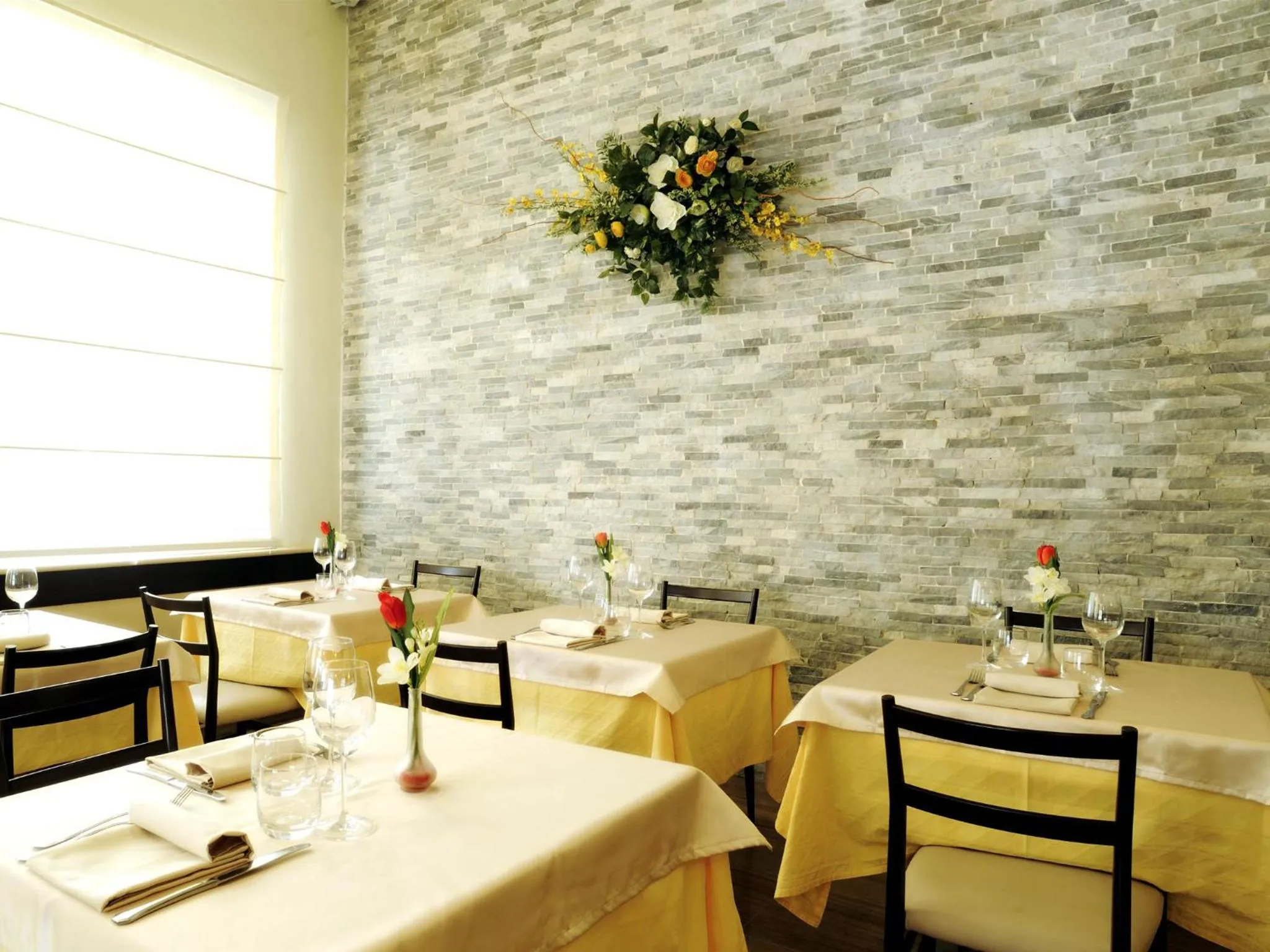 Restaurant/places to eat in Hotel Concordia