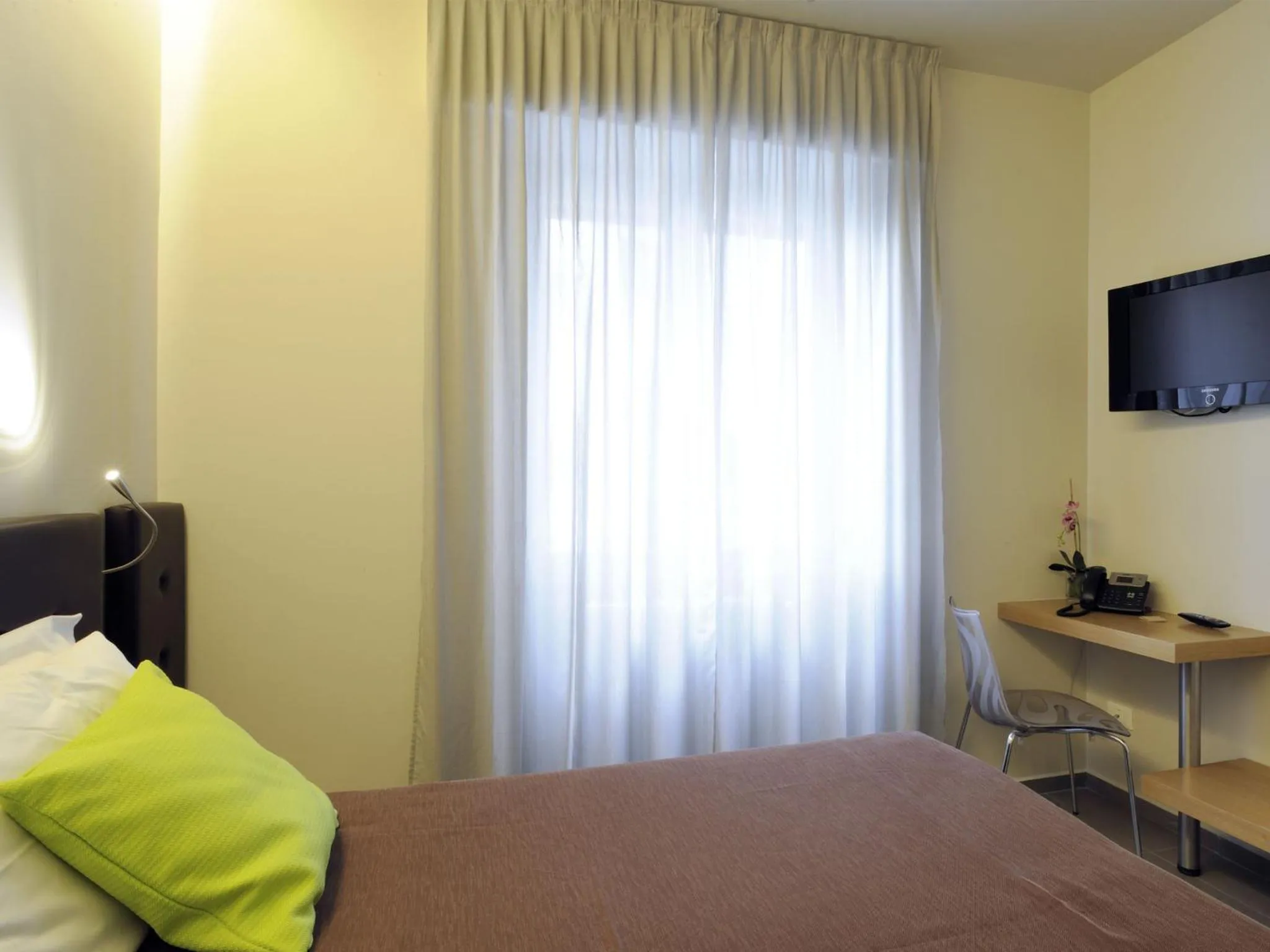 Bedroom, Bed in Hotel Concordia