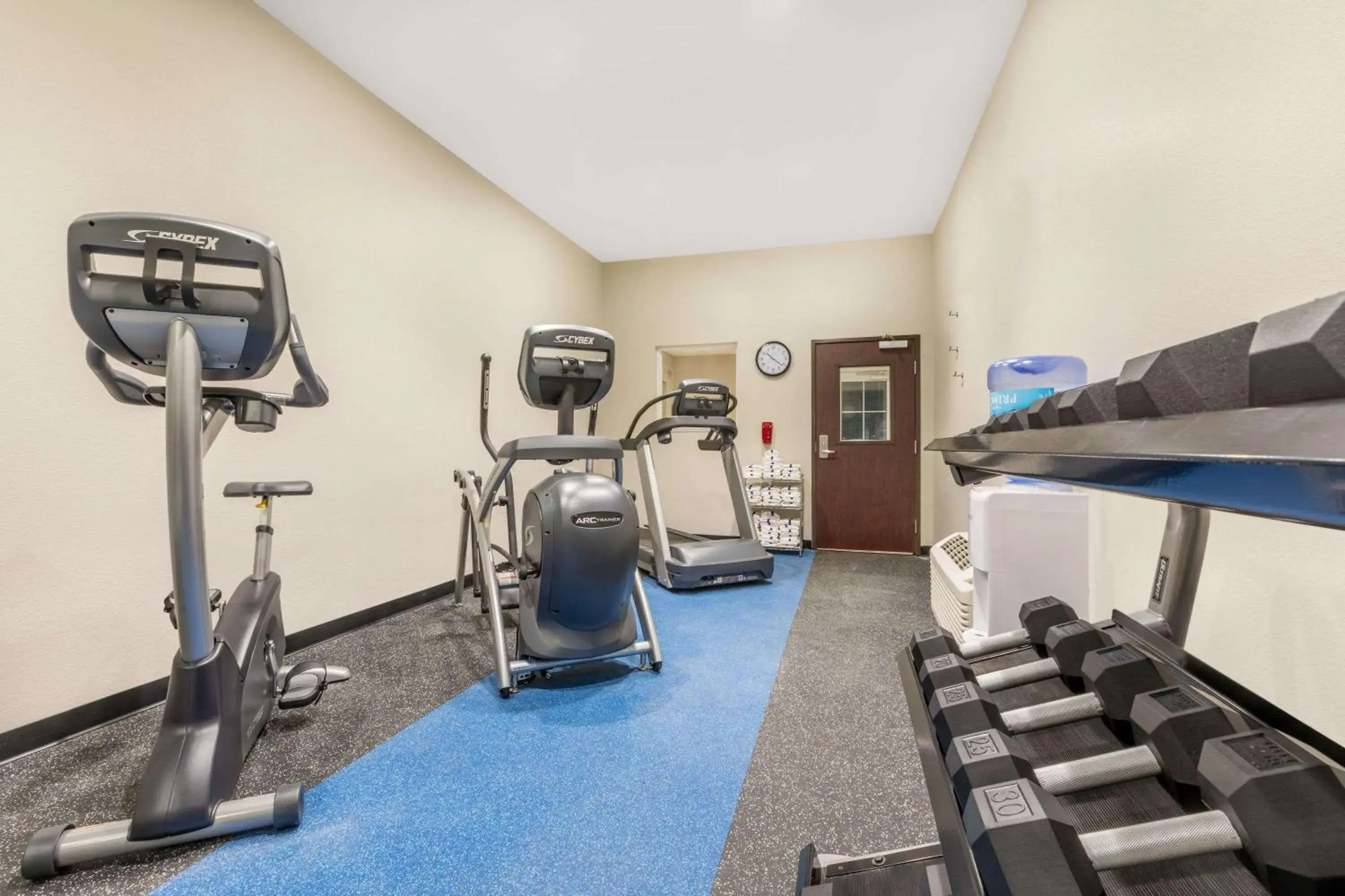 Fitness centre/facilities in Microtel Inn & Suites by Wyndham Perry Fitness centre/facilities in Microtel Inn & Suites by Wyndham Perry