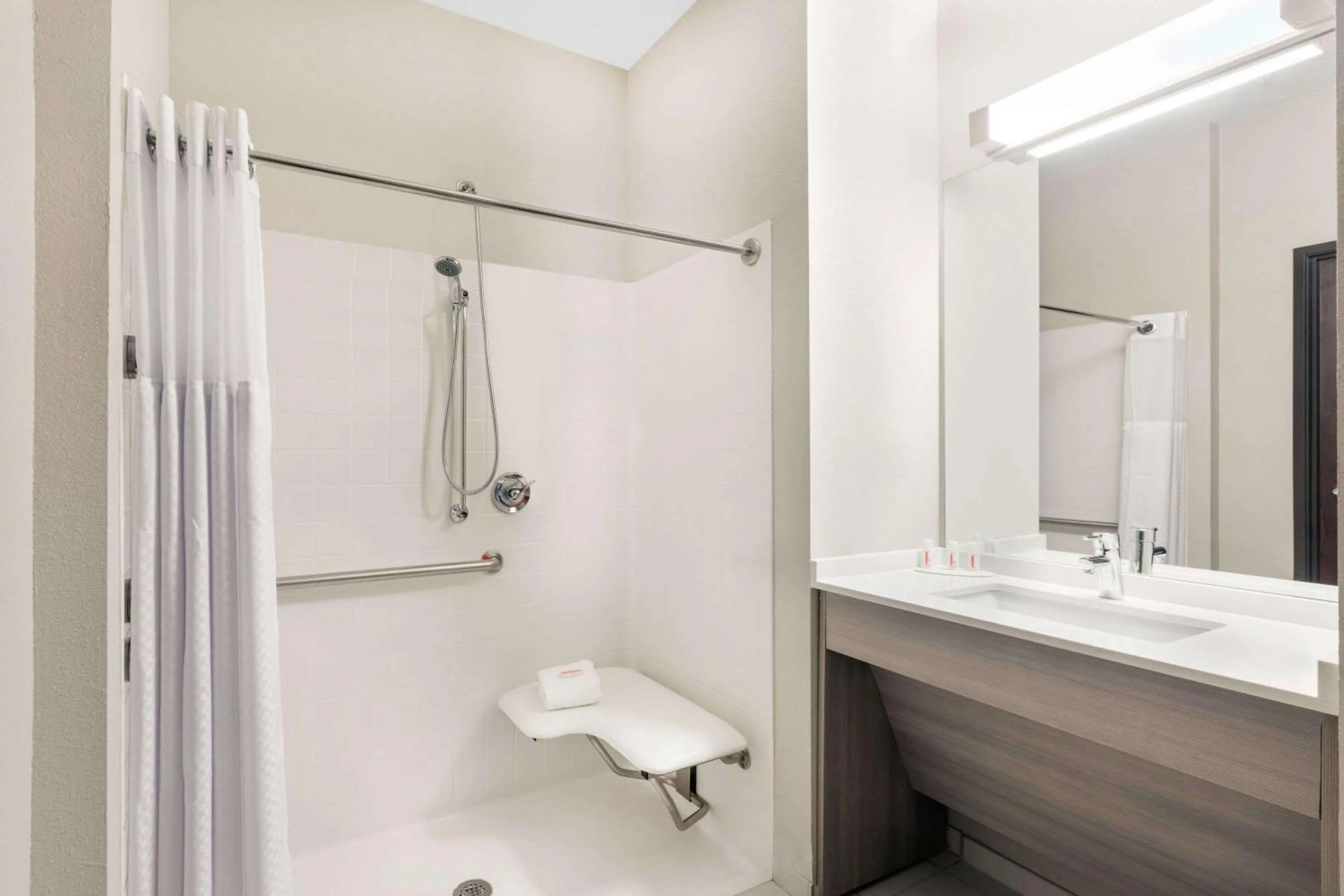 Bathroom in Microtel Inn & Suites by Wyndham Perry