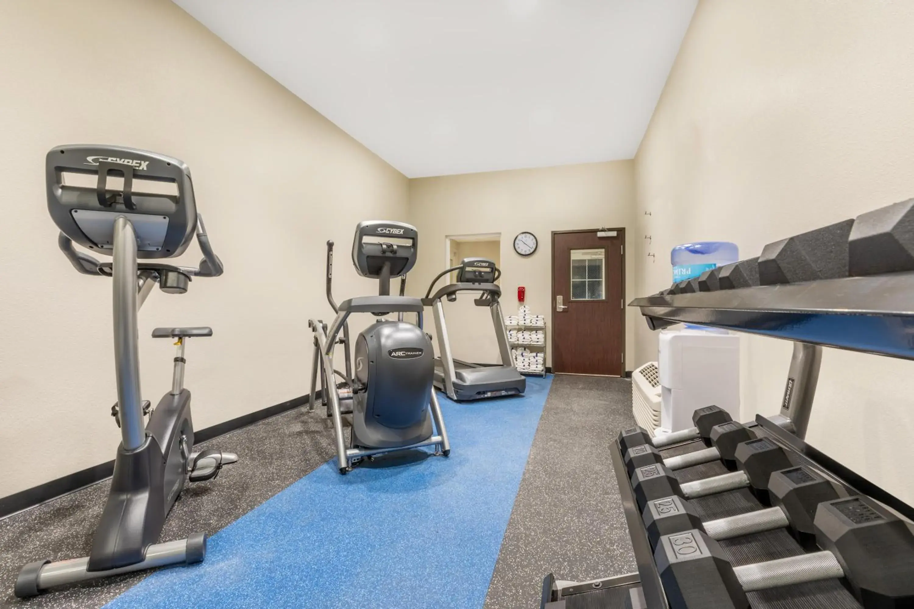 Fitness centre/facilities in Microtel Inn & Suites by Wyndham Perry Fitness centre/facilities in Microtel Inn & Suites by Wyndham Perry
