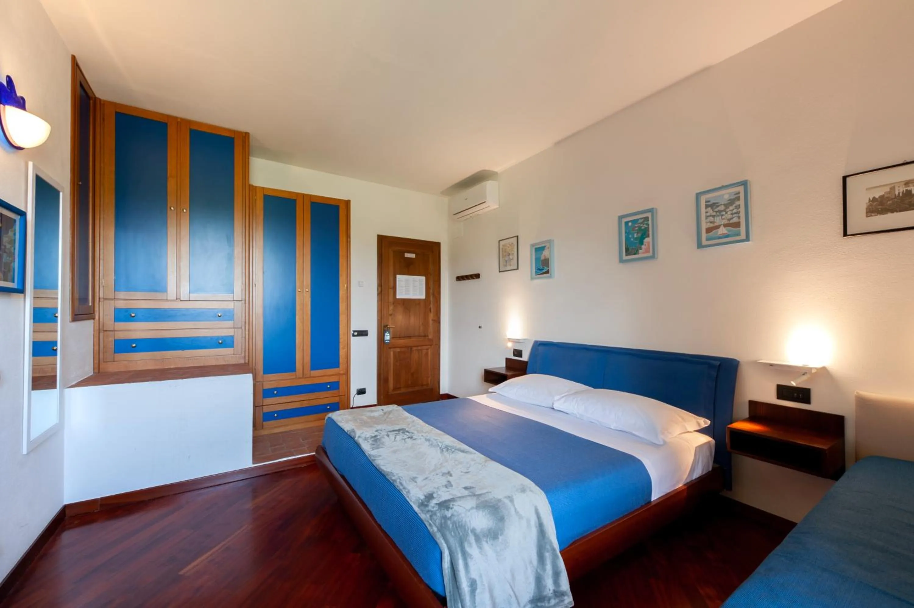 Bedroom, Bed in Torrebianca Tuscany