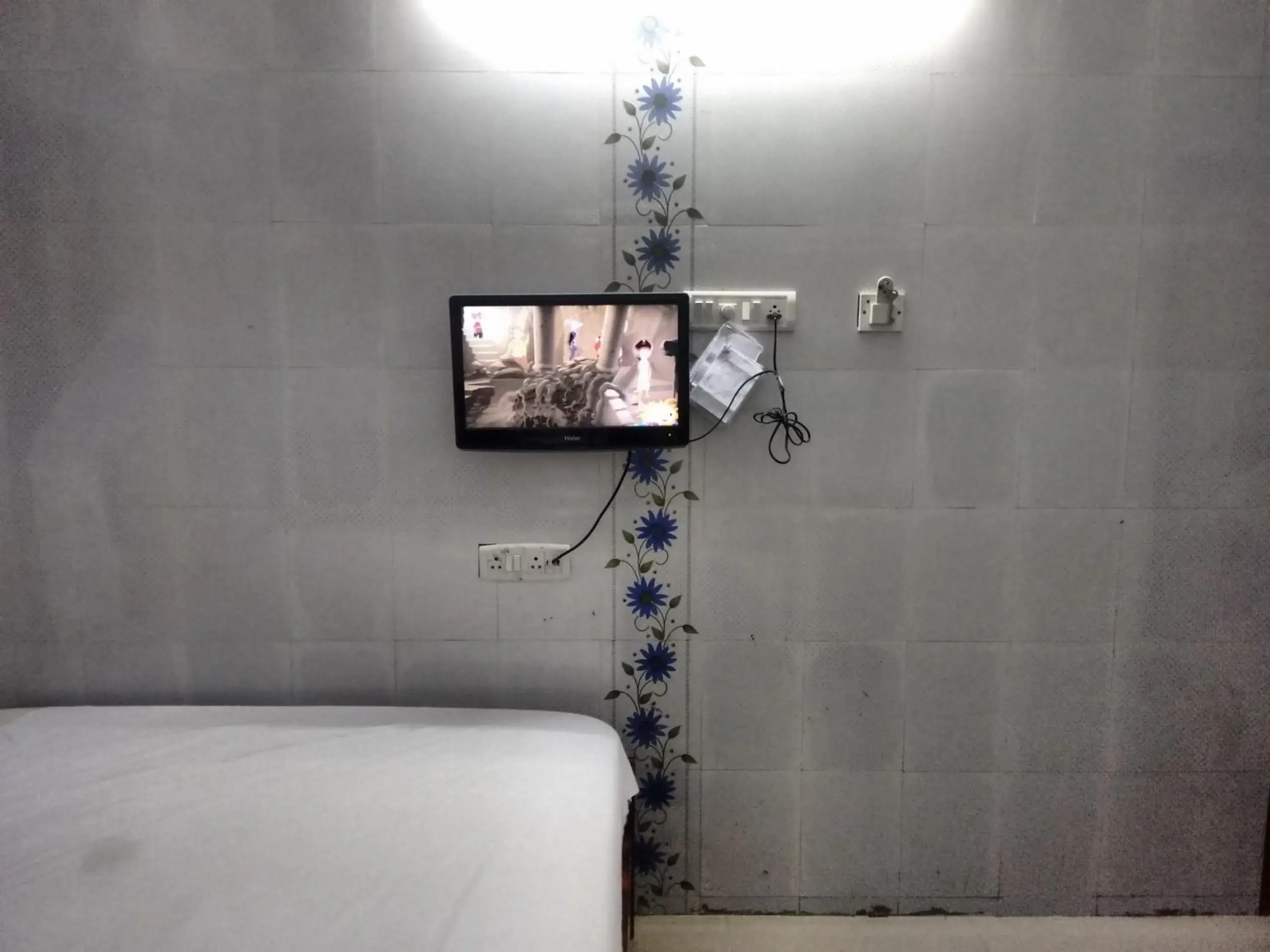 Other, Bed in New Regency Other, Bed in New Regency