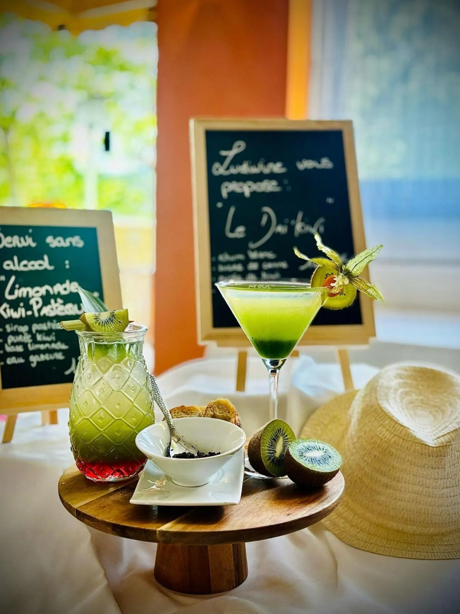 Lounge or bar in Villa Borghese, The Originals Relais