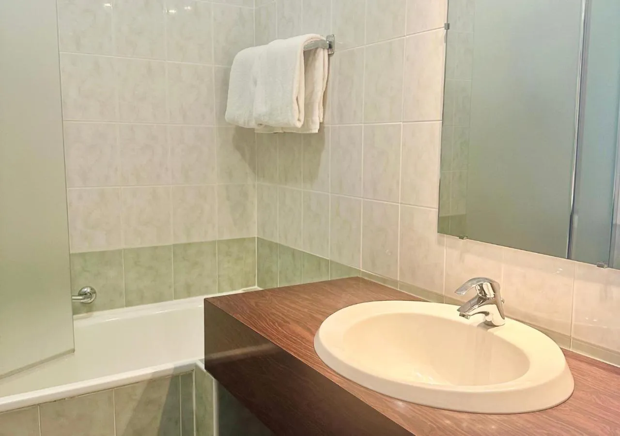 Bathroom in Villa Borghese, The Originals Relais