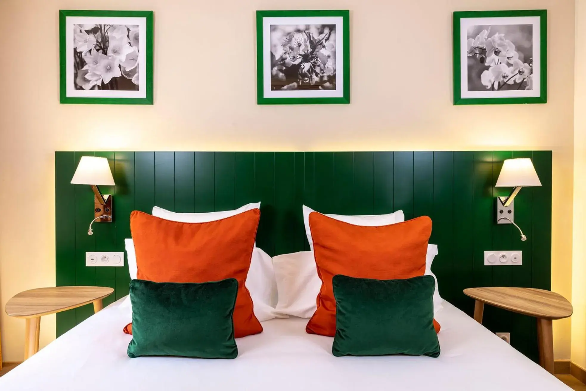 Bedroom, Bed in Hôtel & Résidence Lou Paradou Gréoux Les Bains Bedroom, Bed in Hôtel & Résidence Lou Paradou Gréoux Les Bains