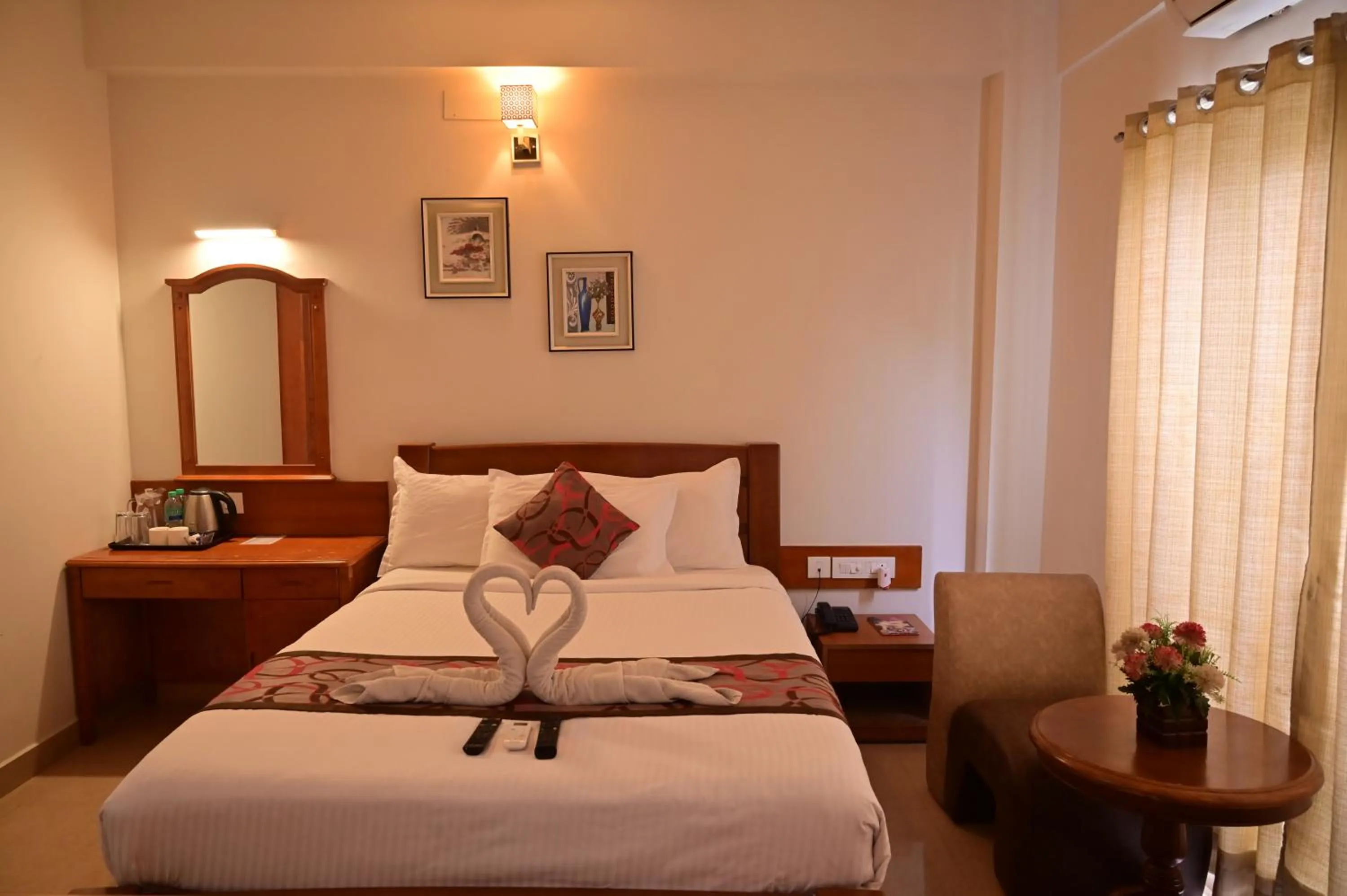 Photo of the whole room, Bed in Grand Cascade Chennai