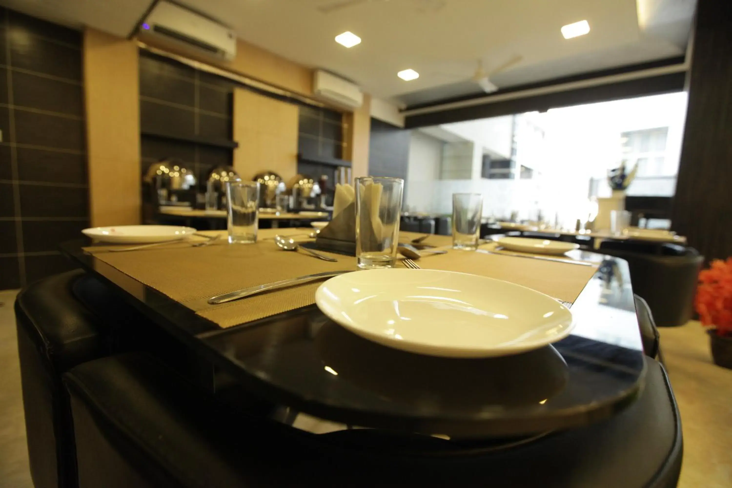 Restaurant/places to eat in Grand Cascade Chennai Restaurant/places to eat in Grand Cascade Chennai