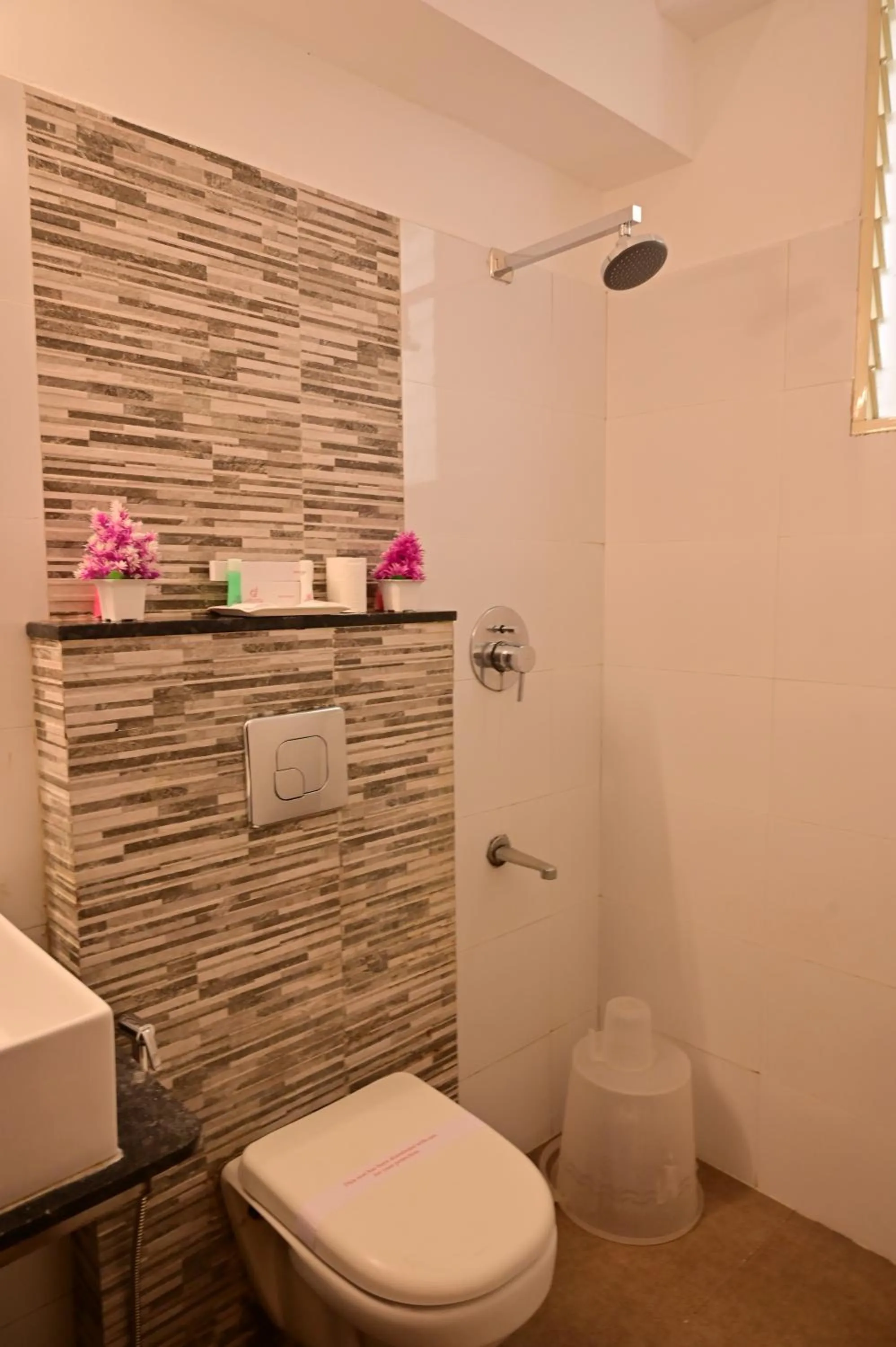 Shower in Grand Cascade Chennai