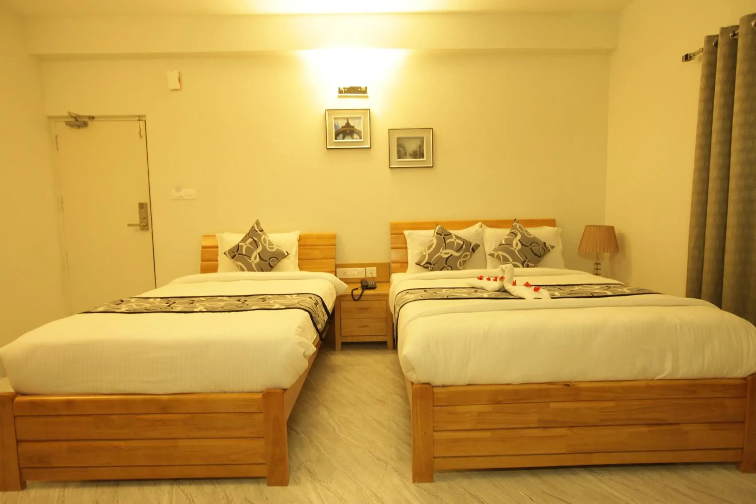 King Room - single occupancy in Grand Cascade Chennai King Room - single occupancy in Grand Cascade Chennai