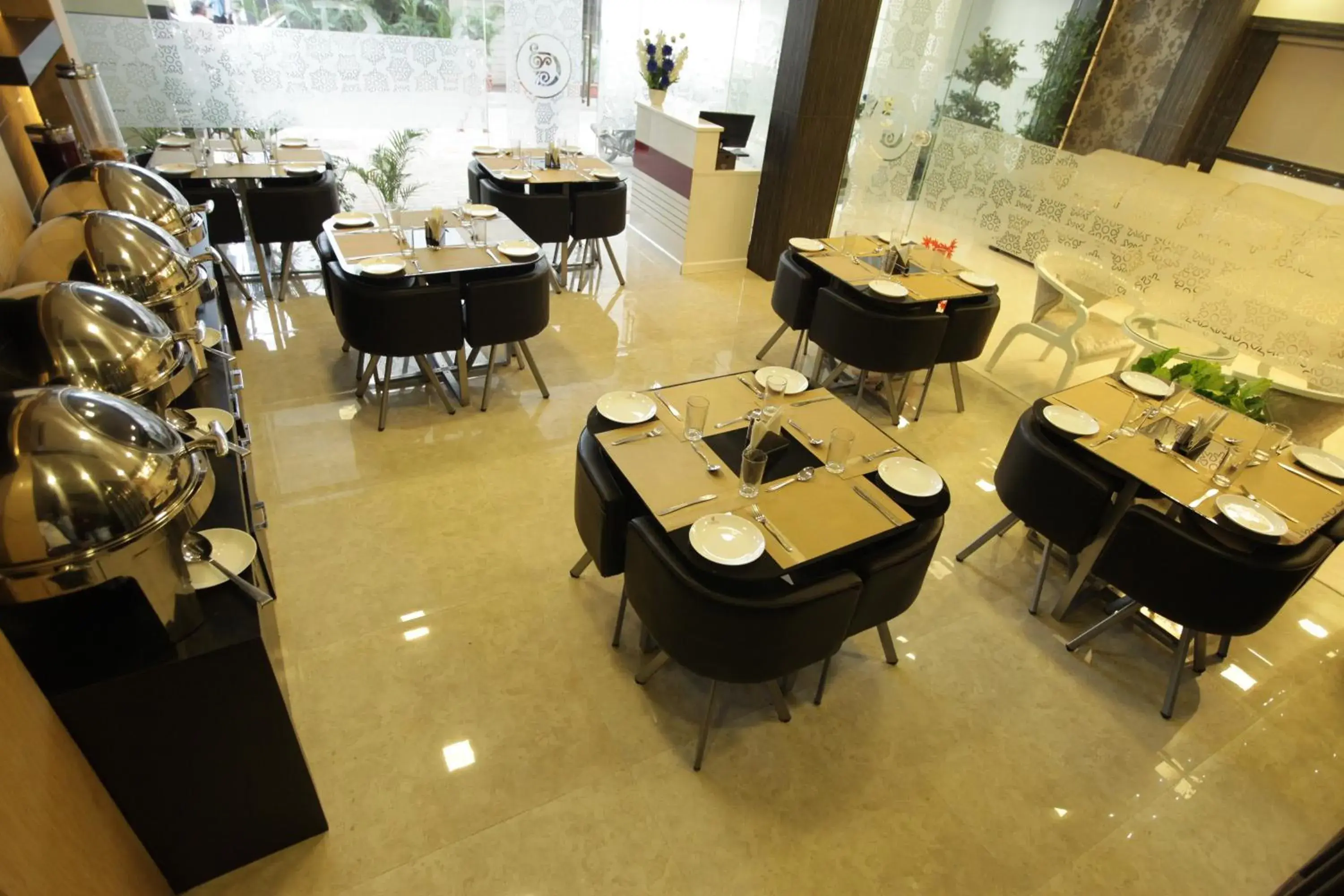 Restaurant/places to eat in Grand Cascade Chennai Restaurant/places to eat in Grand Cascade Chennai