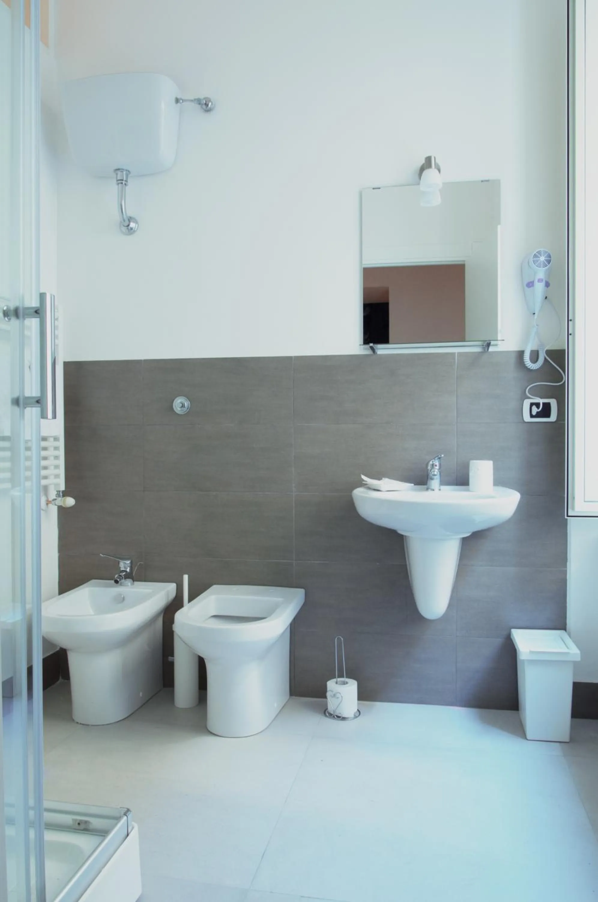 Toilet in Sfumature Partenopee