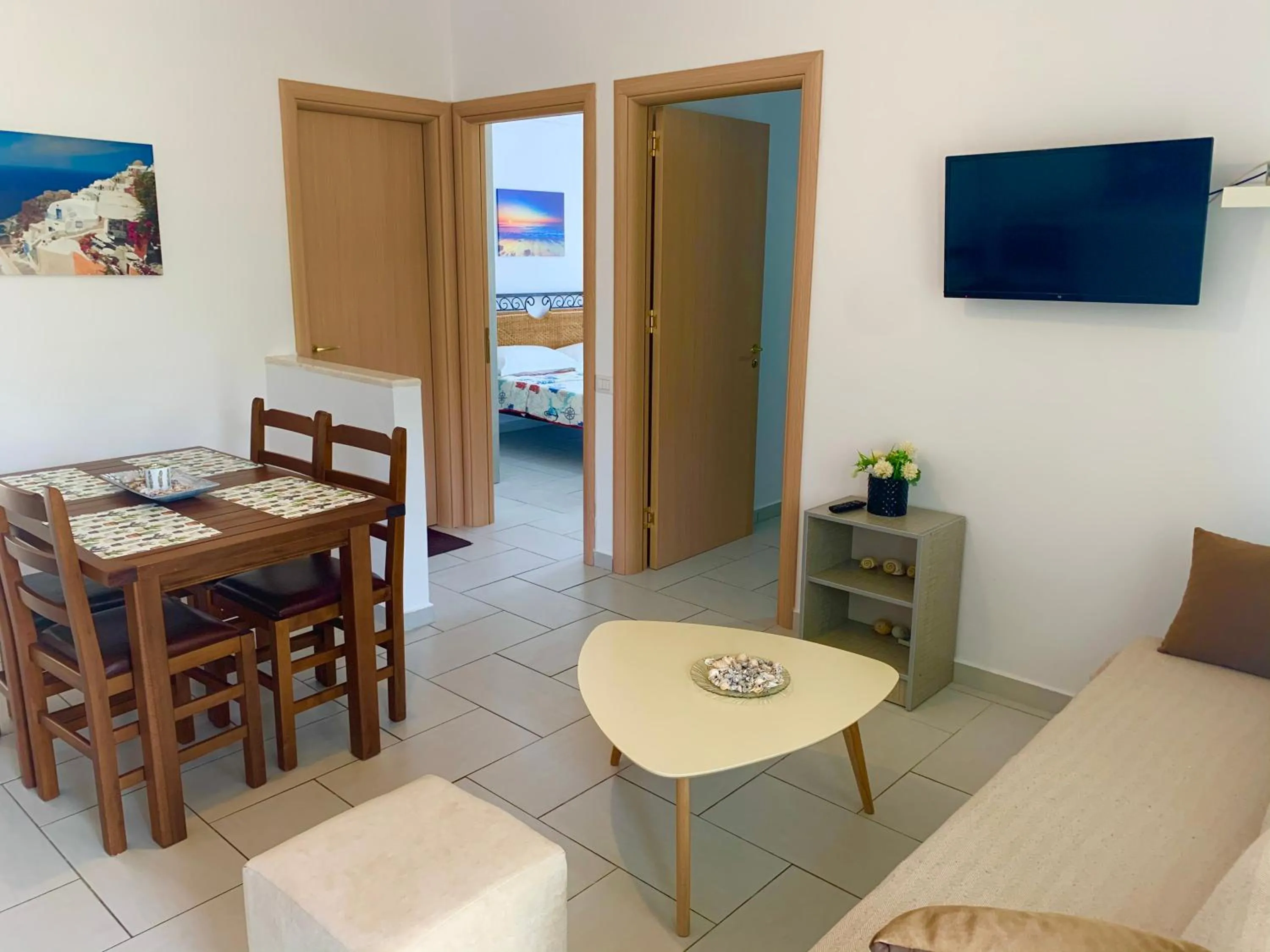 TV and multimedia in Sea Apartments Himare