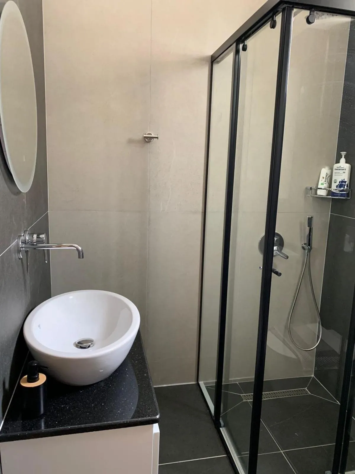 Shower in Sea Apartments Himare
