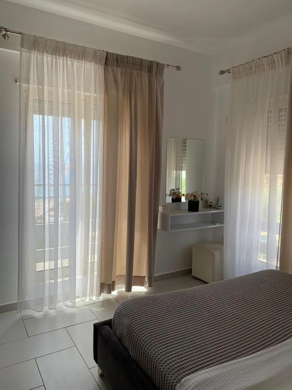 Bedroom, Bed in Sea Apartments Himare