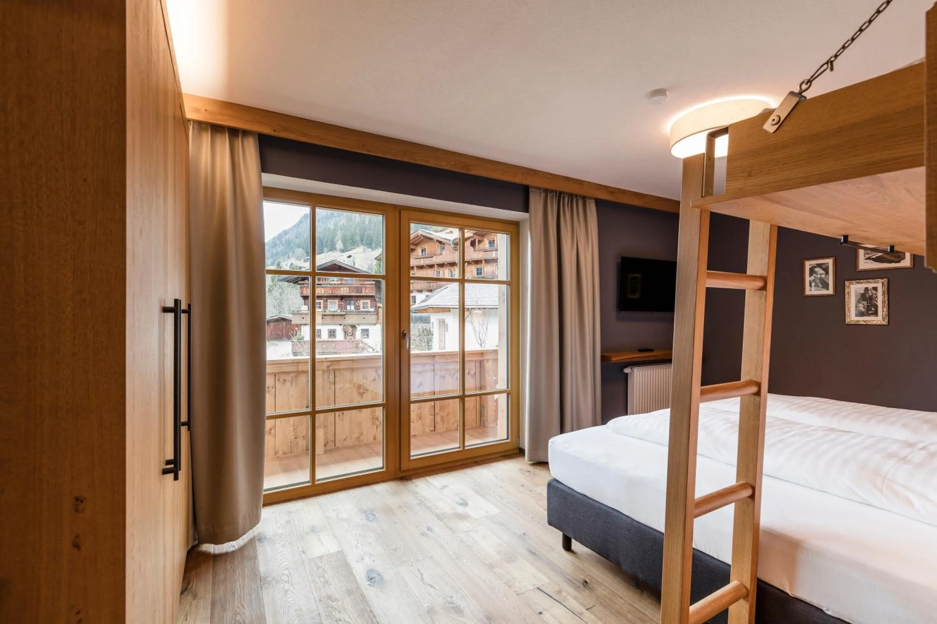Bedroom, Bed in Alpbach Lodge Chalet Superior