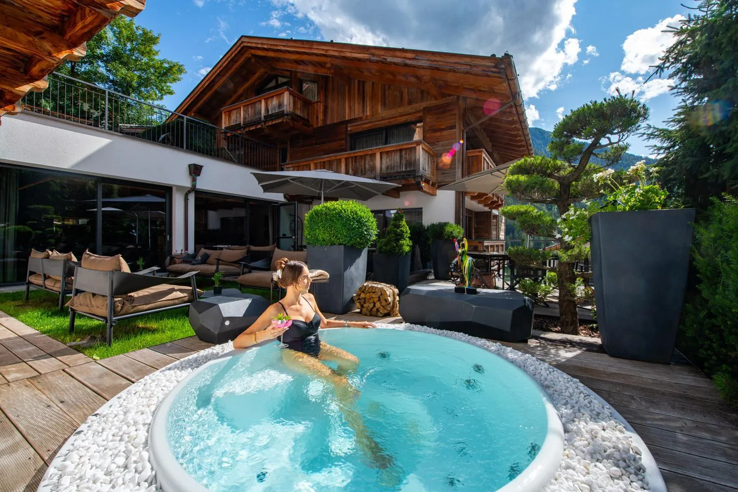 Property building in Hotel Montchalet