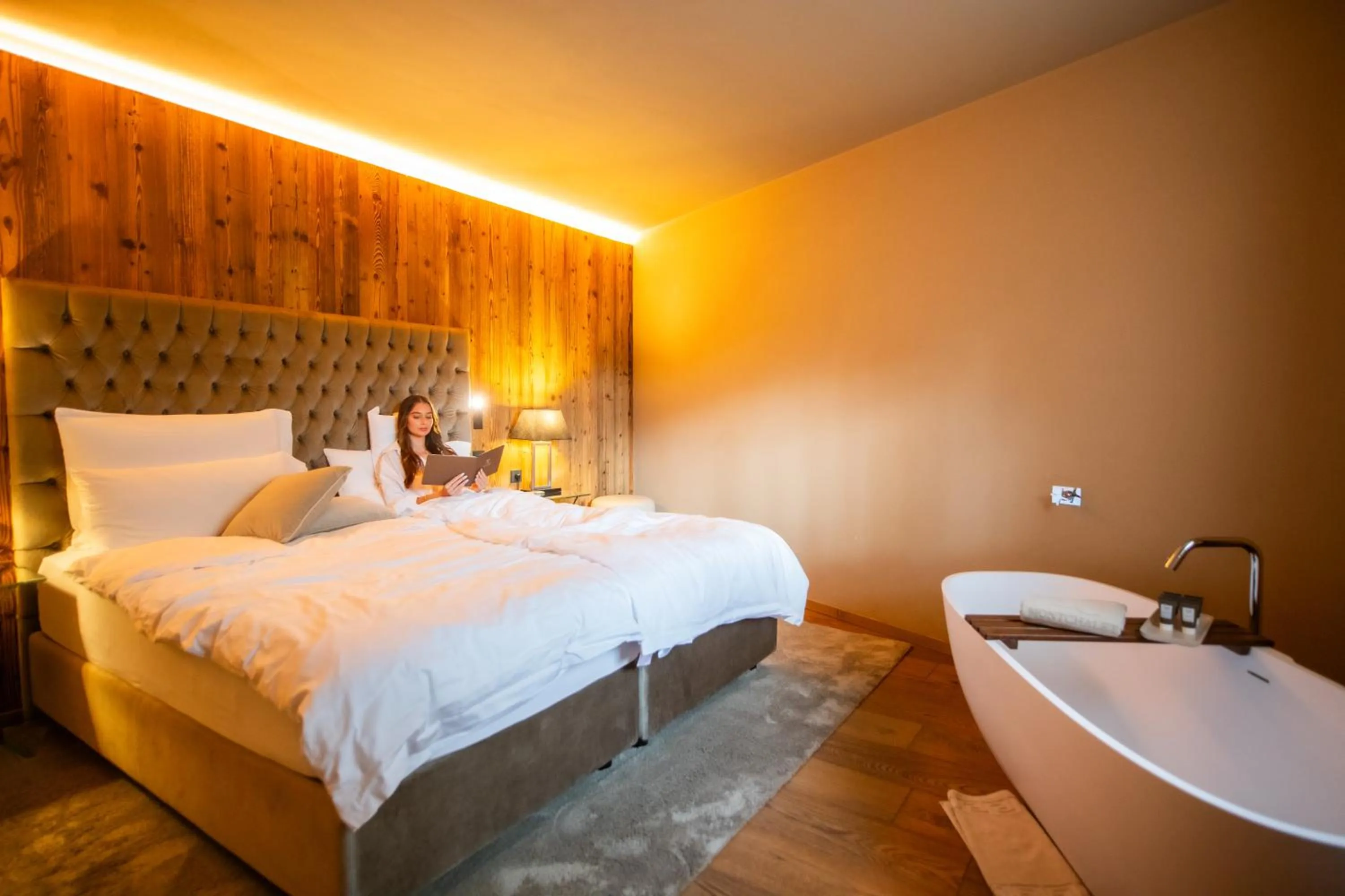 Bedroom, Bed in Hotel Montchalet