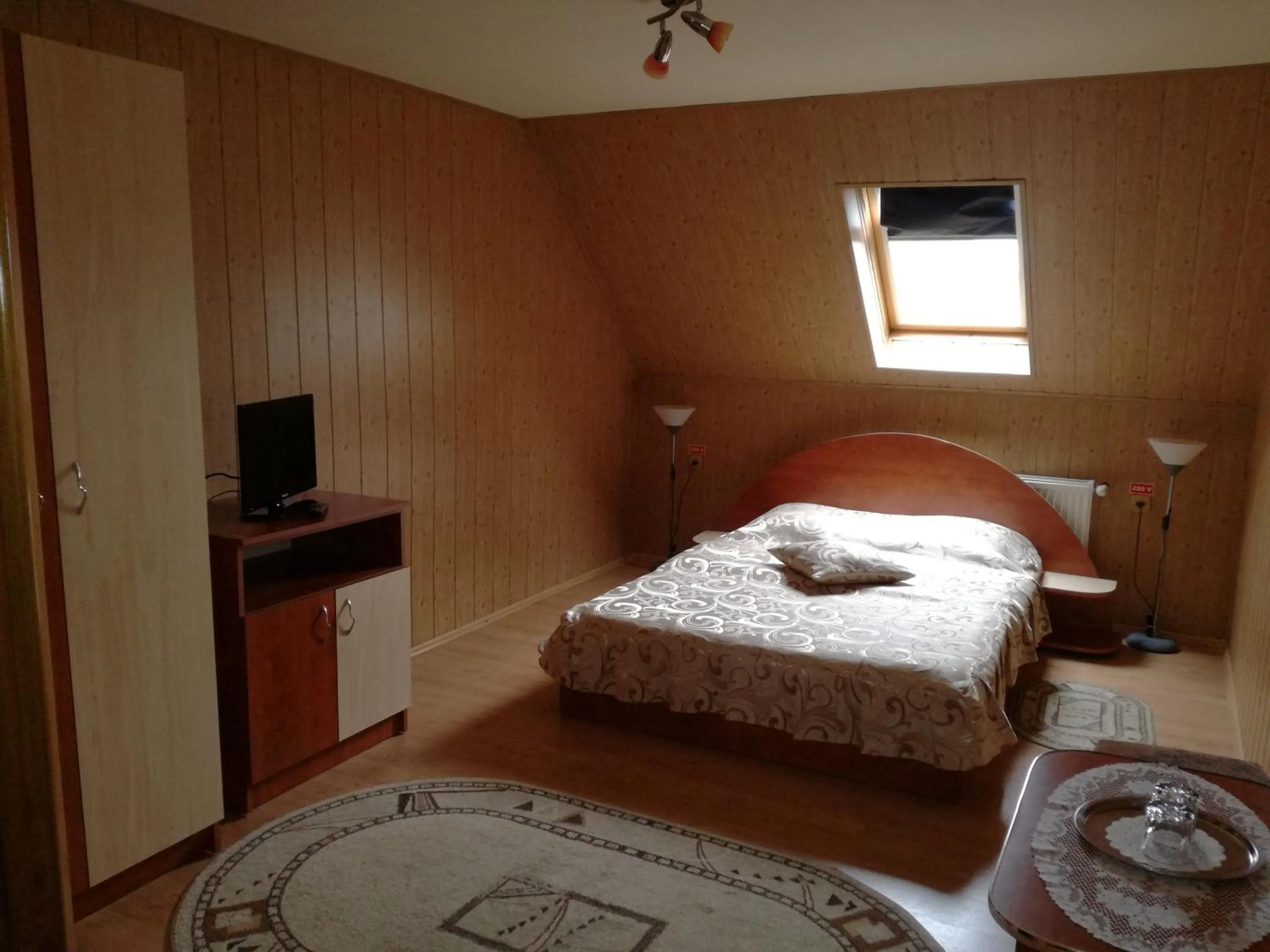 Toilet, Bed in Vila Nely
