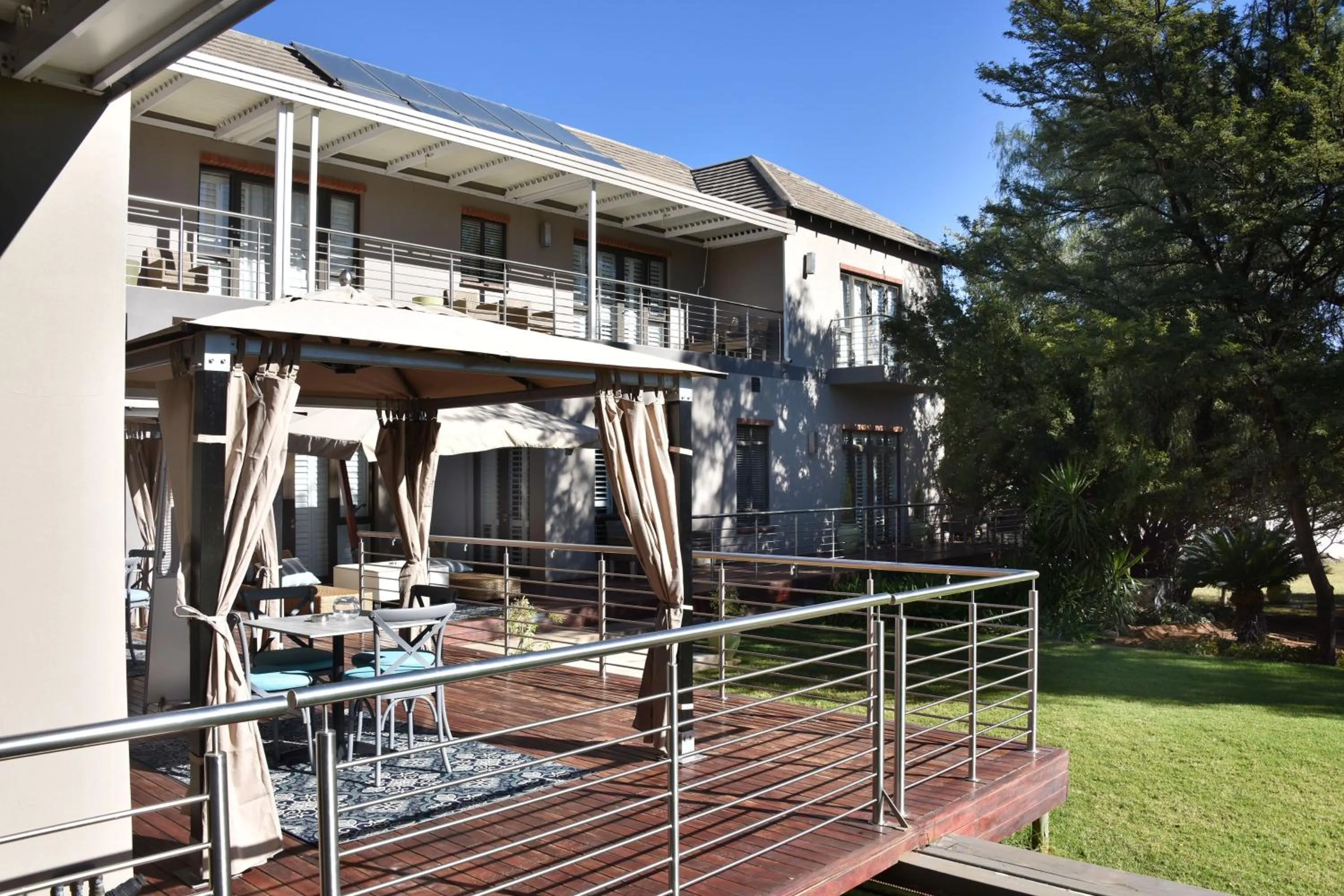 Restaurant/places to eat in Tredenham Boutique Hotel