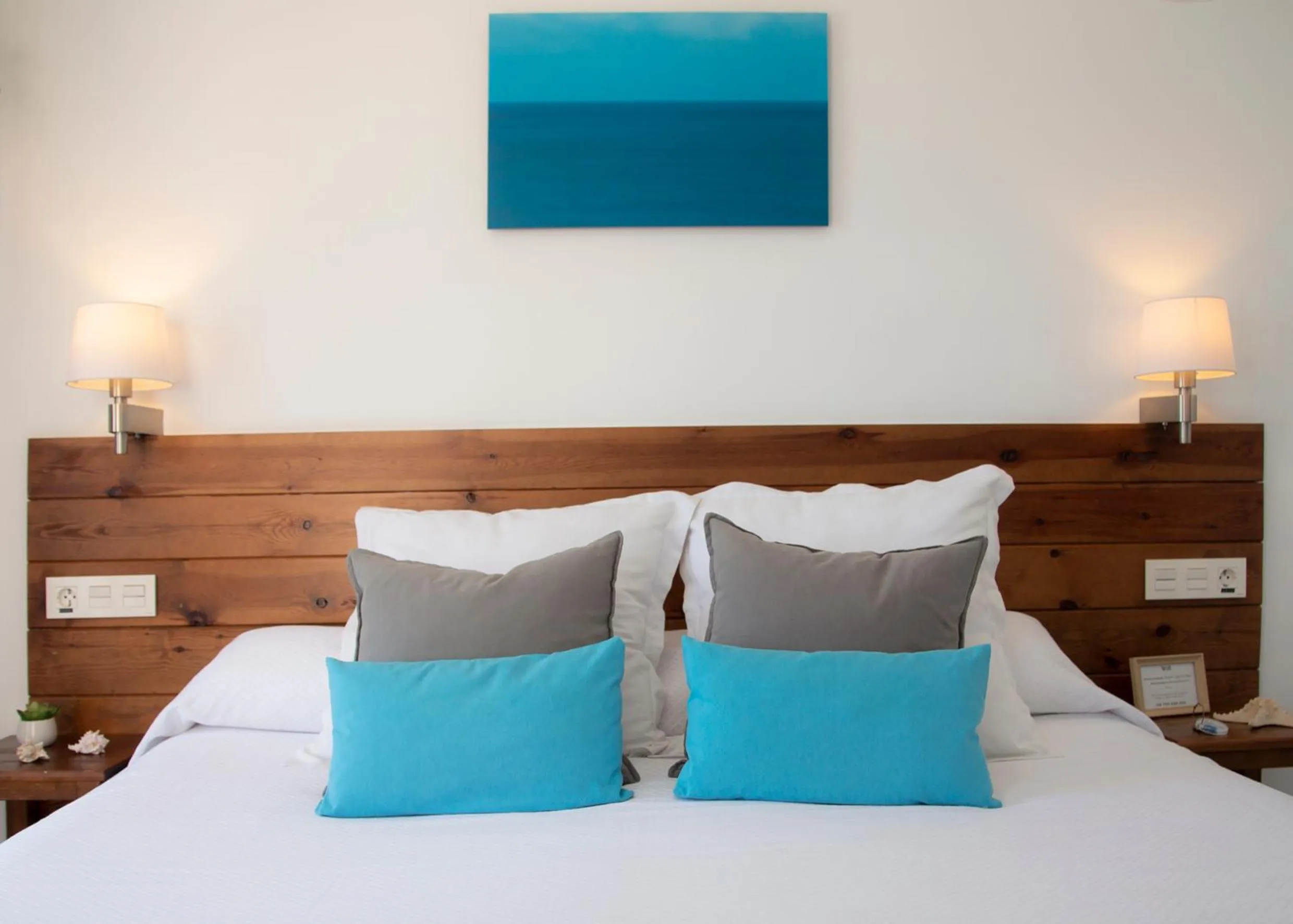 Property building, Bed in Hostal Boutique Casa del Mar Altea