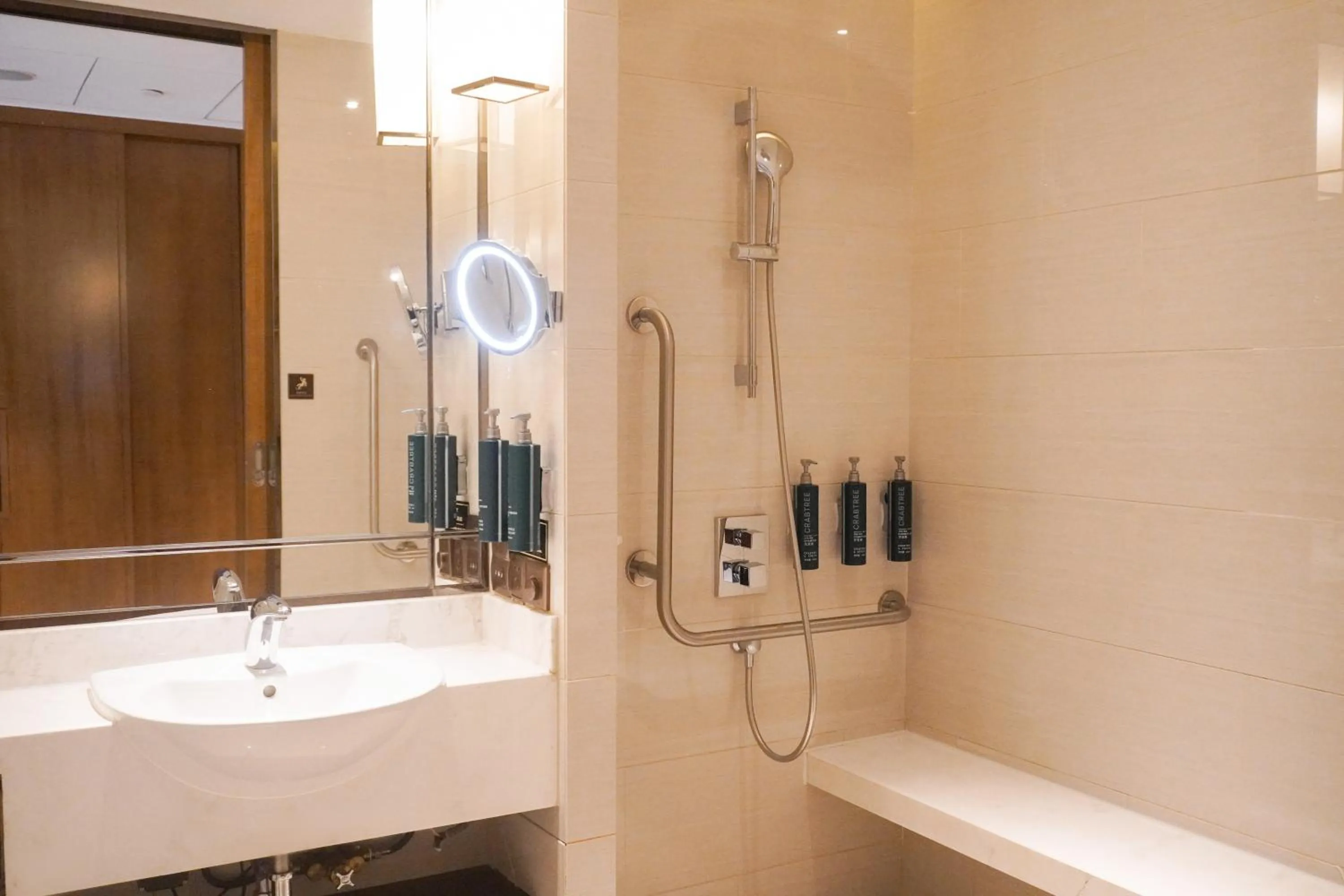 DoubleTree By Hilton Ningbo Beilun