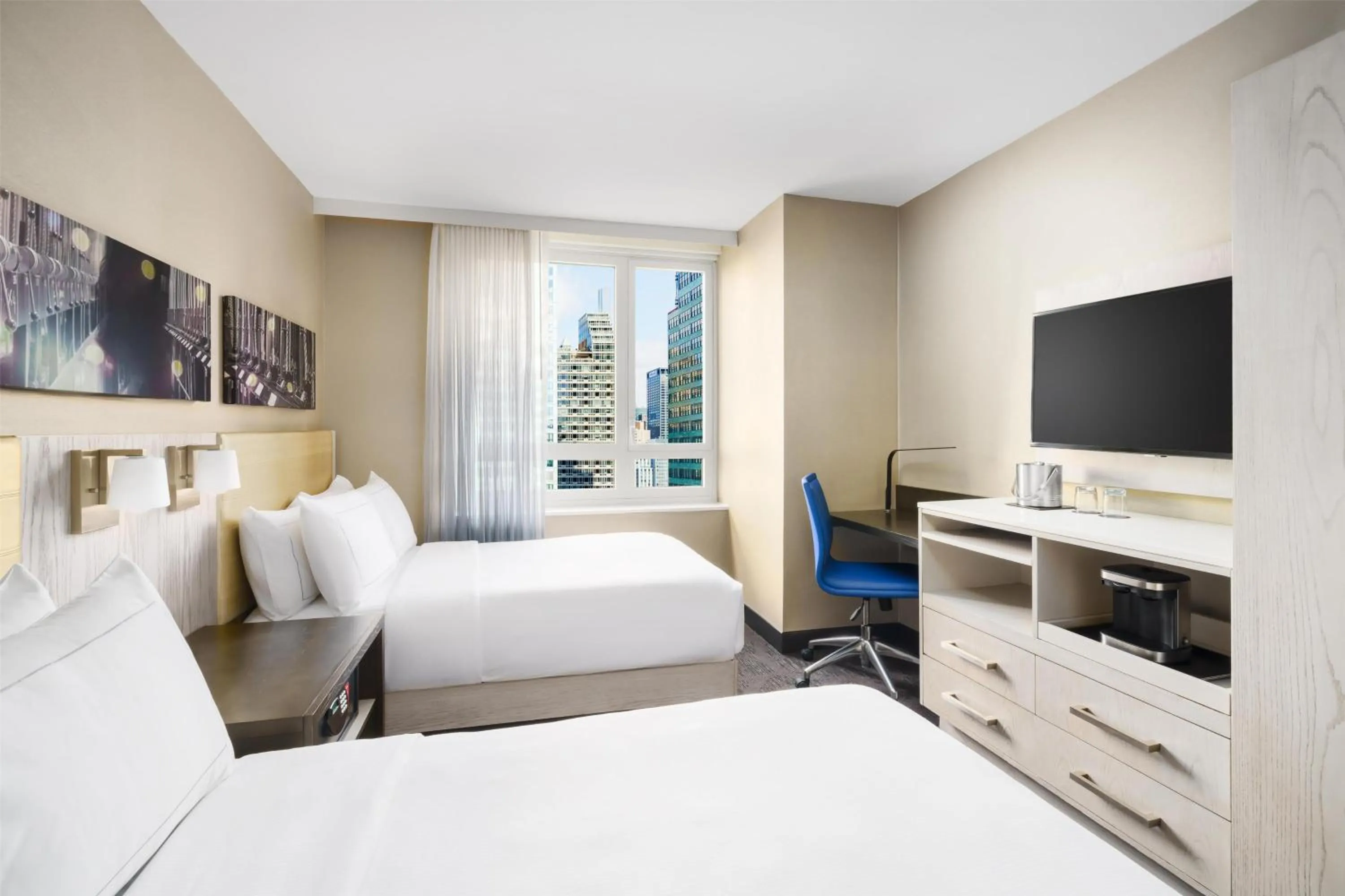 Bed in Doubletree By Hilton New York Times Square West