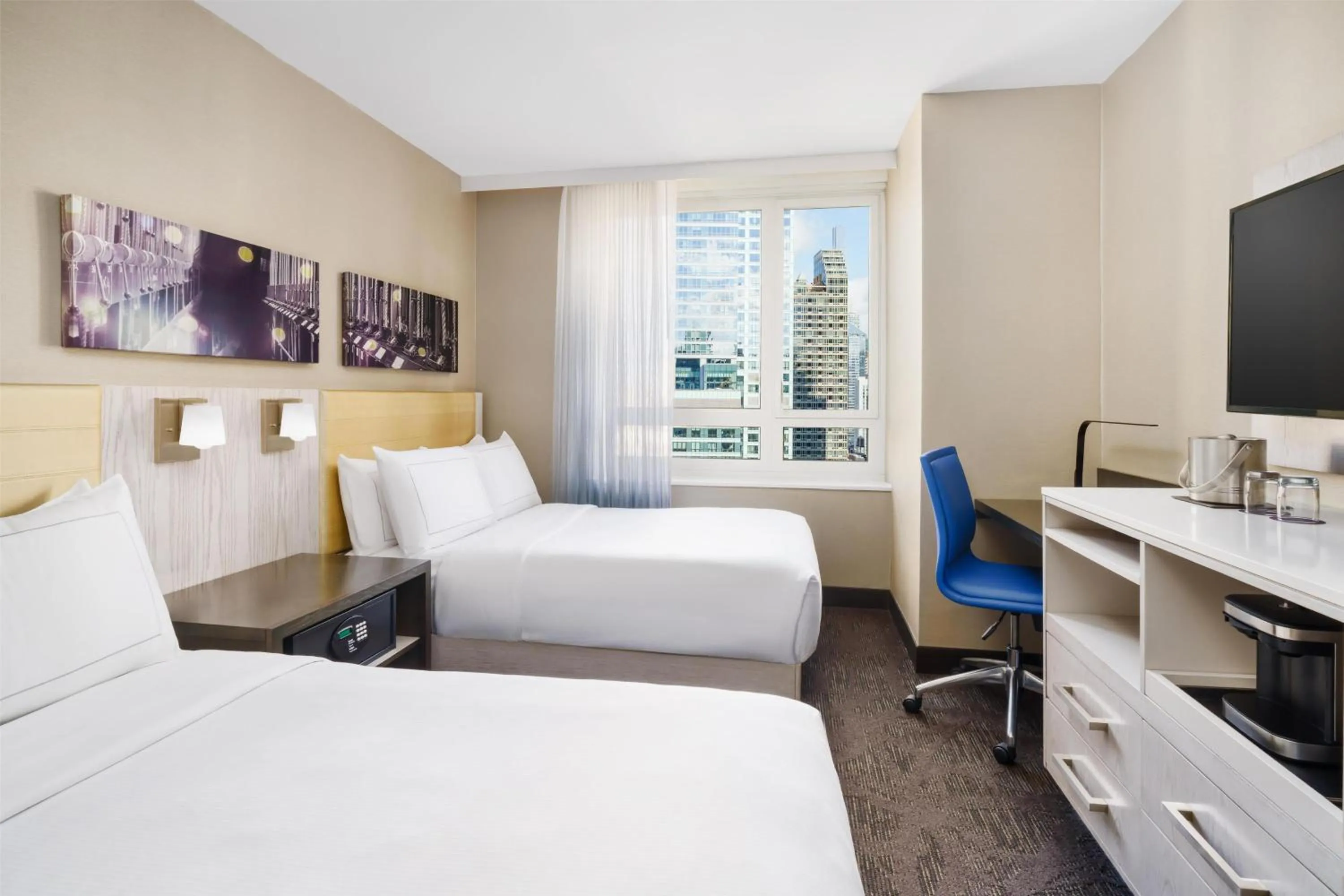 Bed in Doubletree By Hilton New York Times Square West