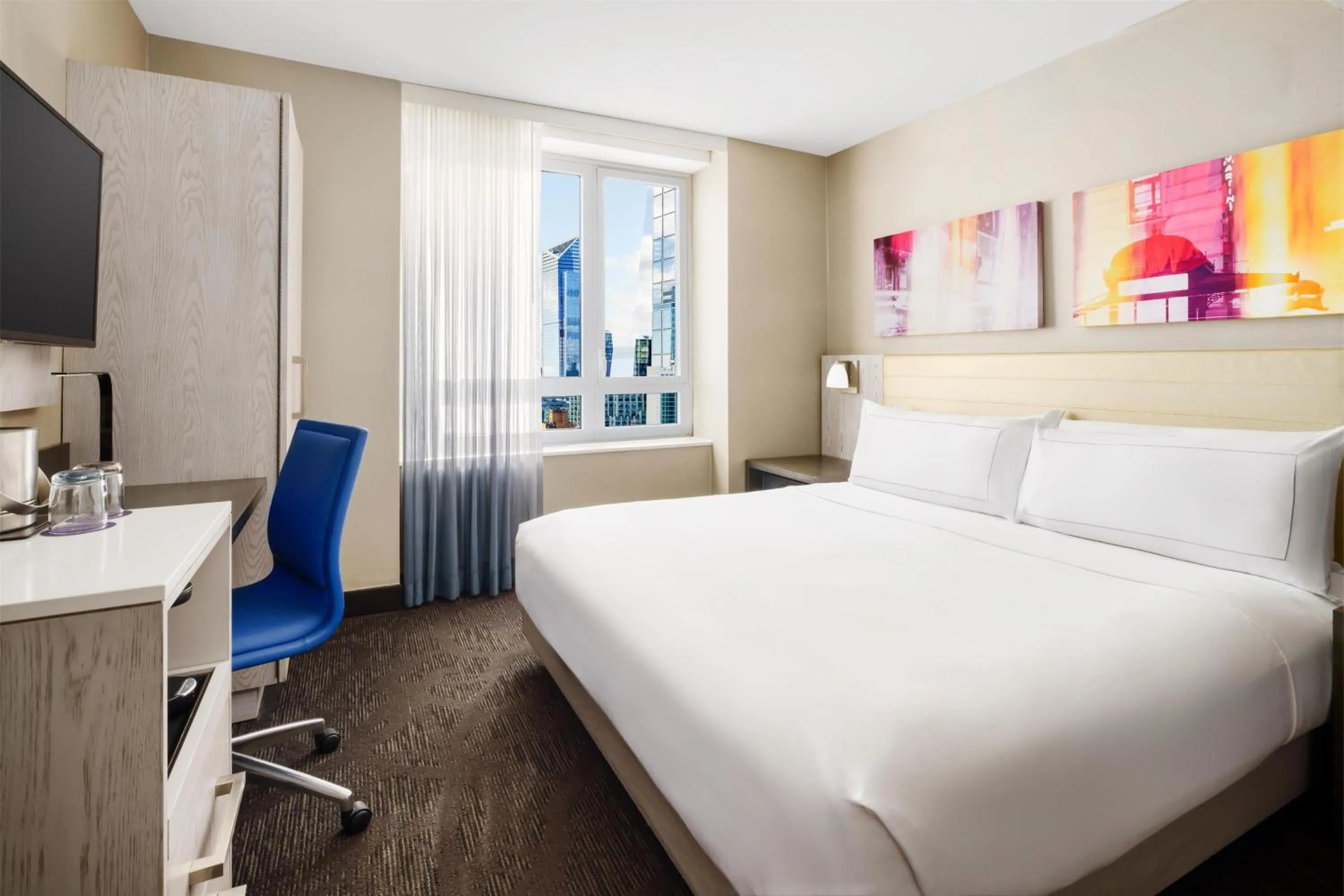 Bed in Doubletree By Hilton New York Times Square West
