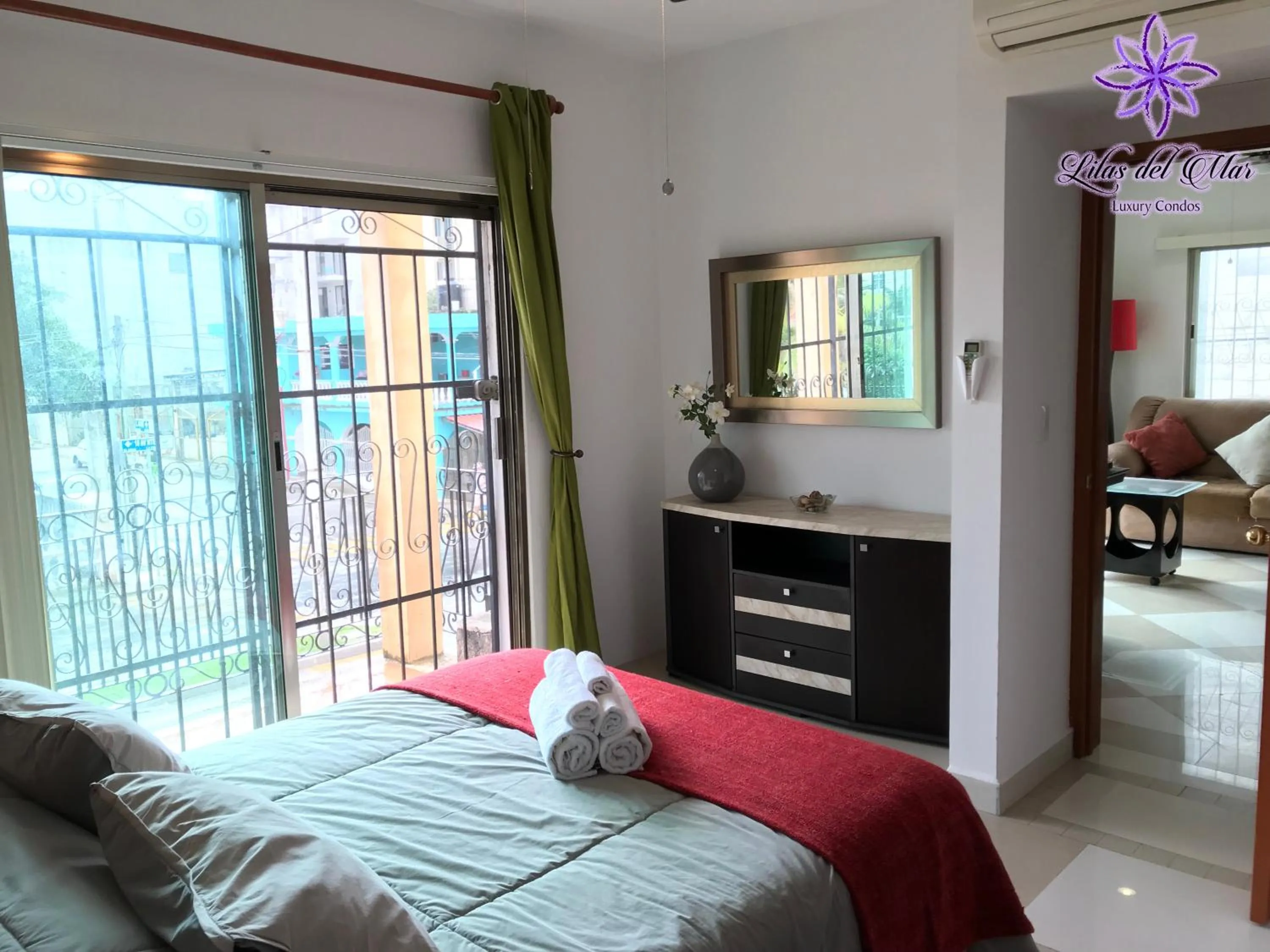 Bedroom, Bed in Lilas del Mar Apartments