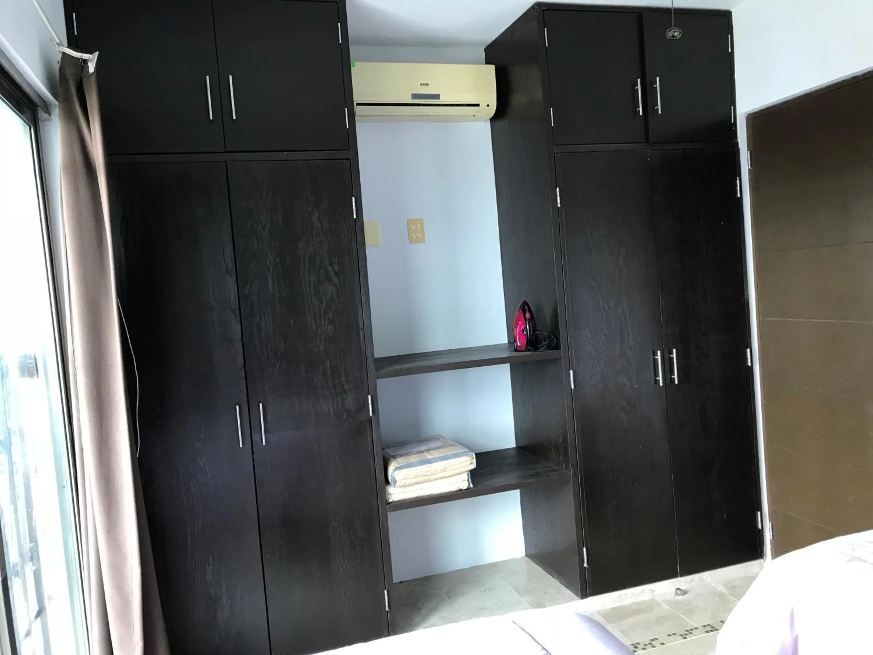 Bedroom in Lilas del Mar Apartments