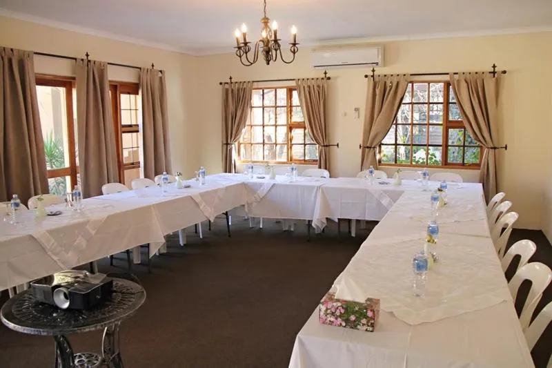 Business facilities in Greenleaf Guest Lodge