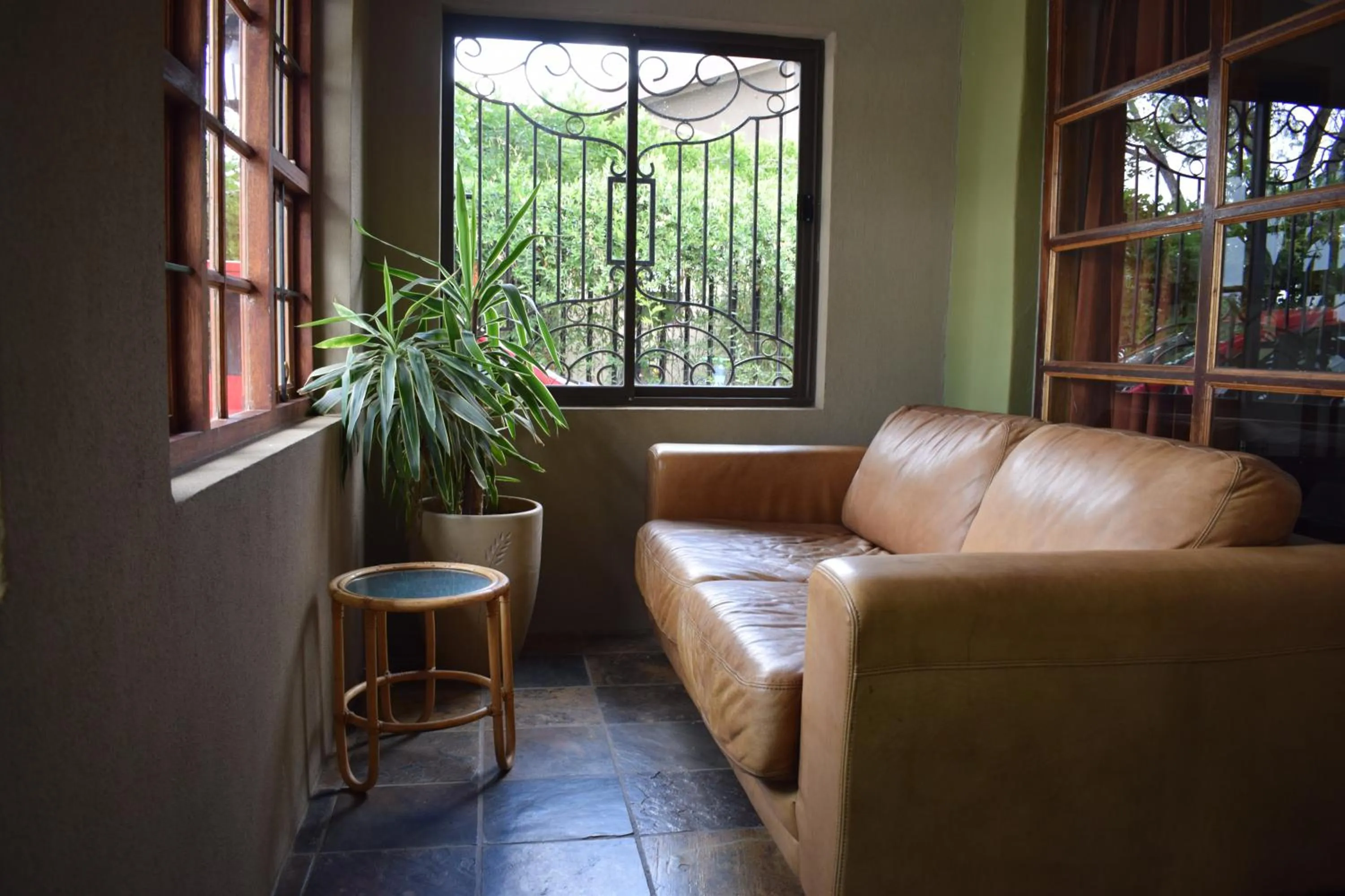 Lobby or reception in Greenleaf Guest Lodge