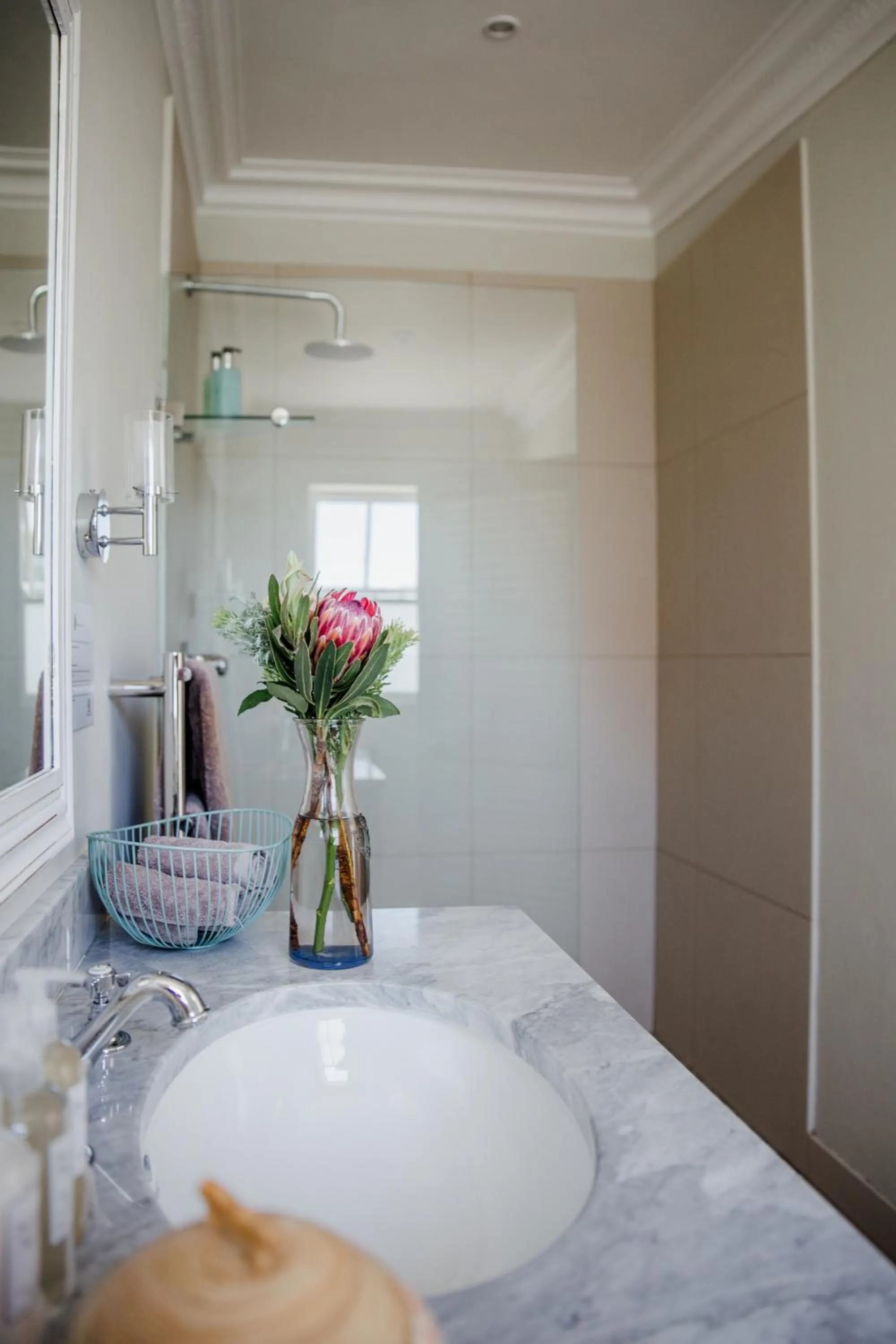 Bathroom, Bed in Cornerstone Manor