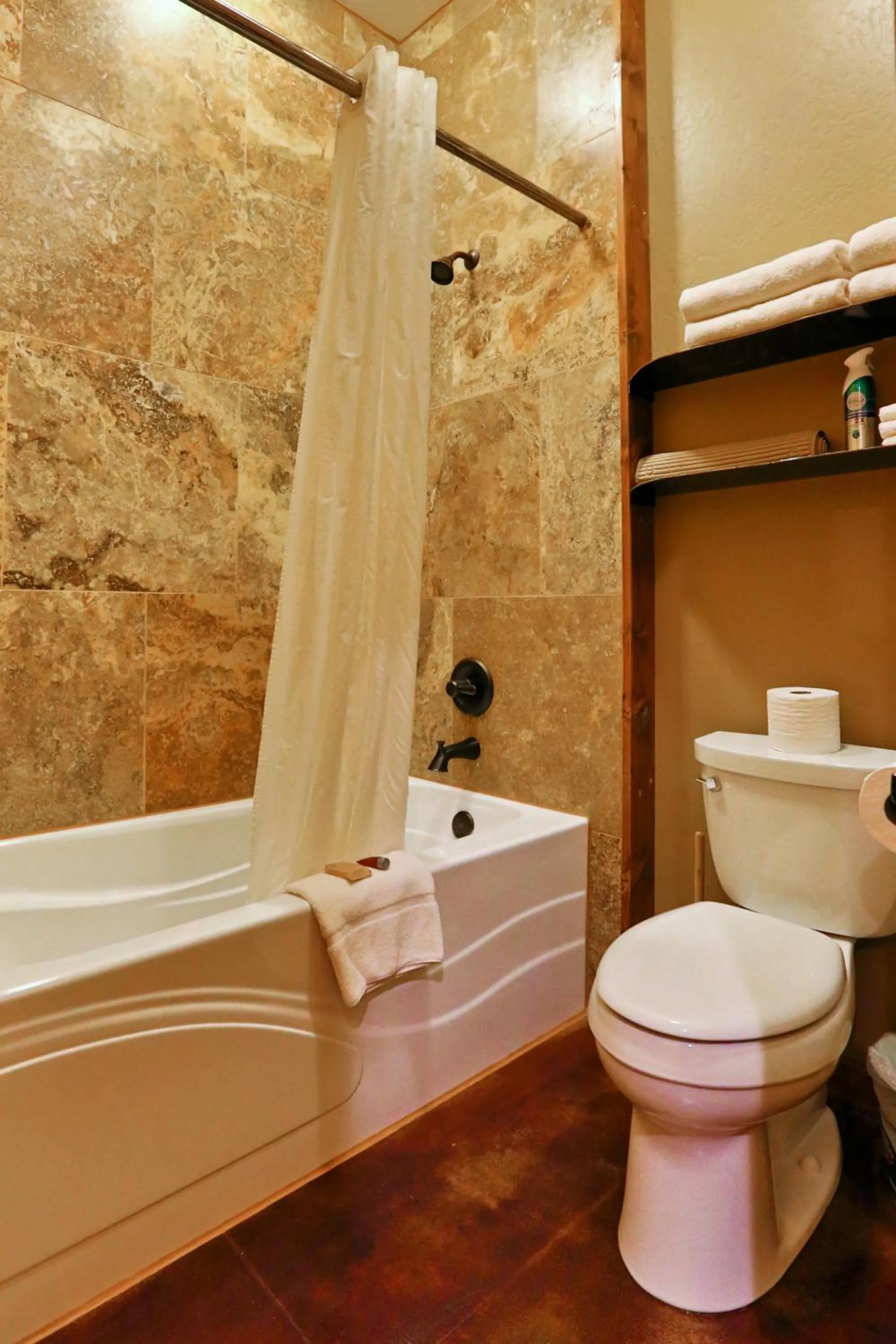 Bathroom in Baycrest Lodge