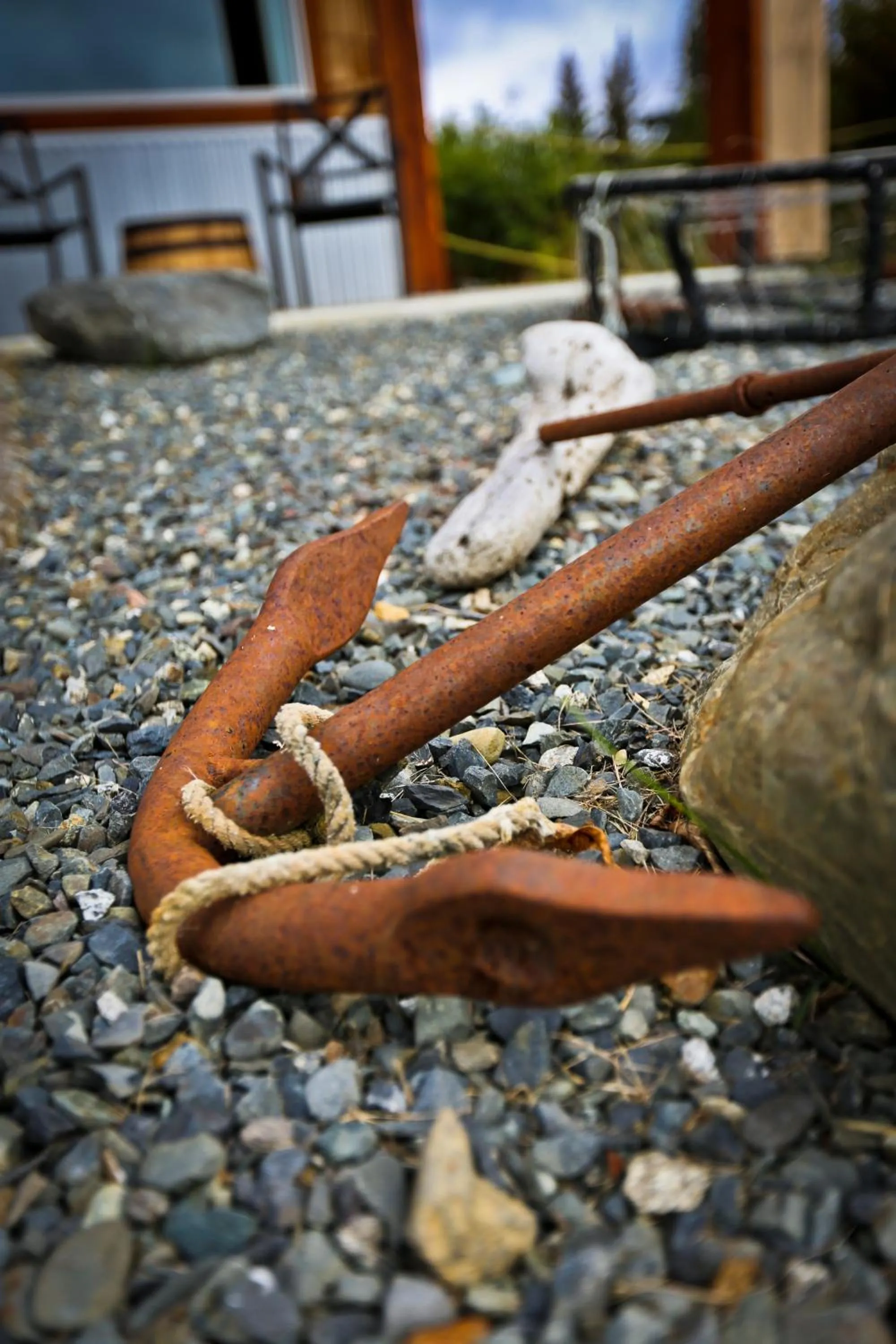 Decorative detail in Baycrest Lodge