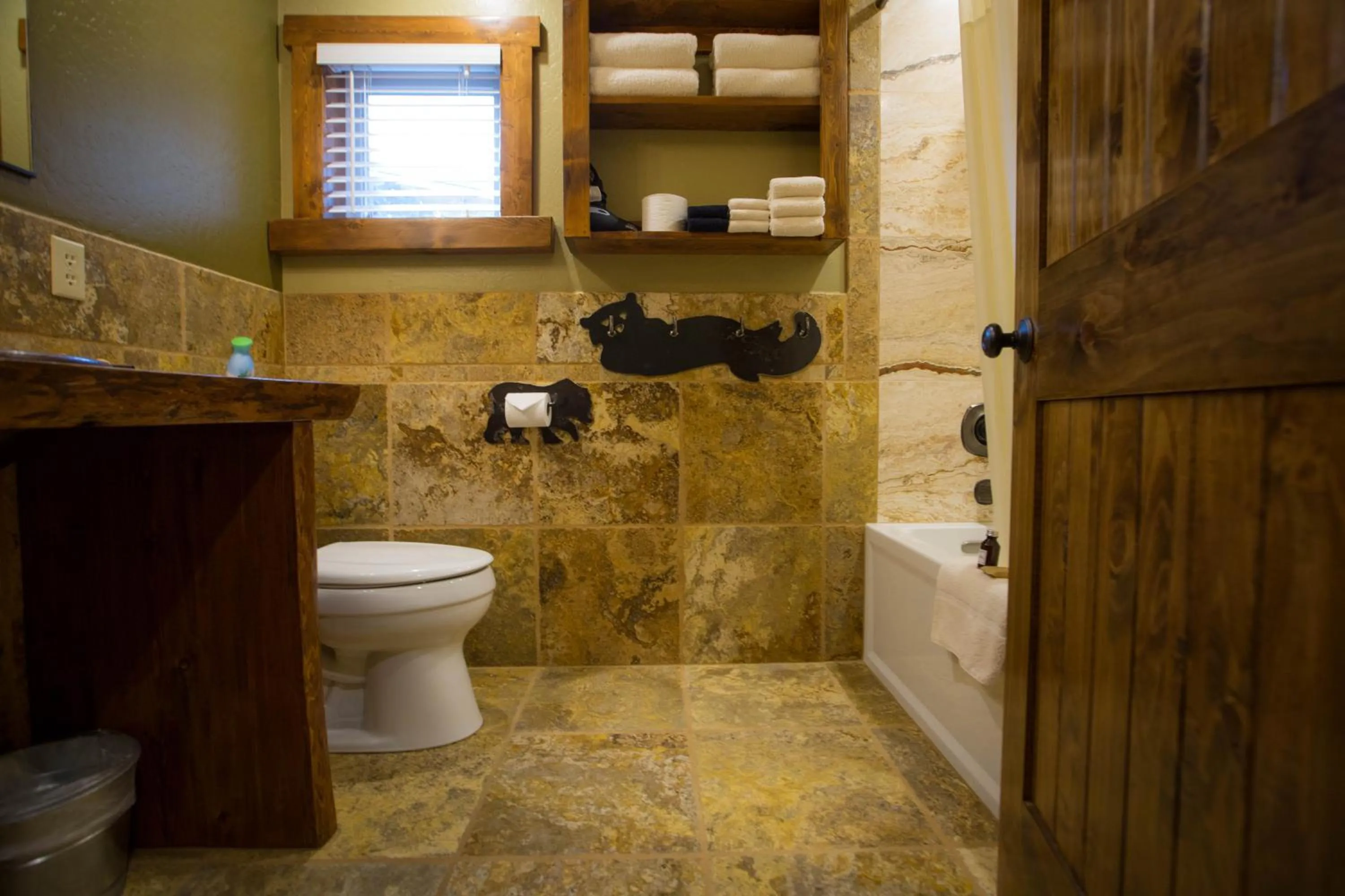 Bathroom in Baycrest Lodge