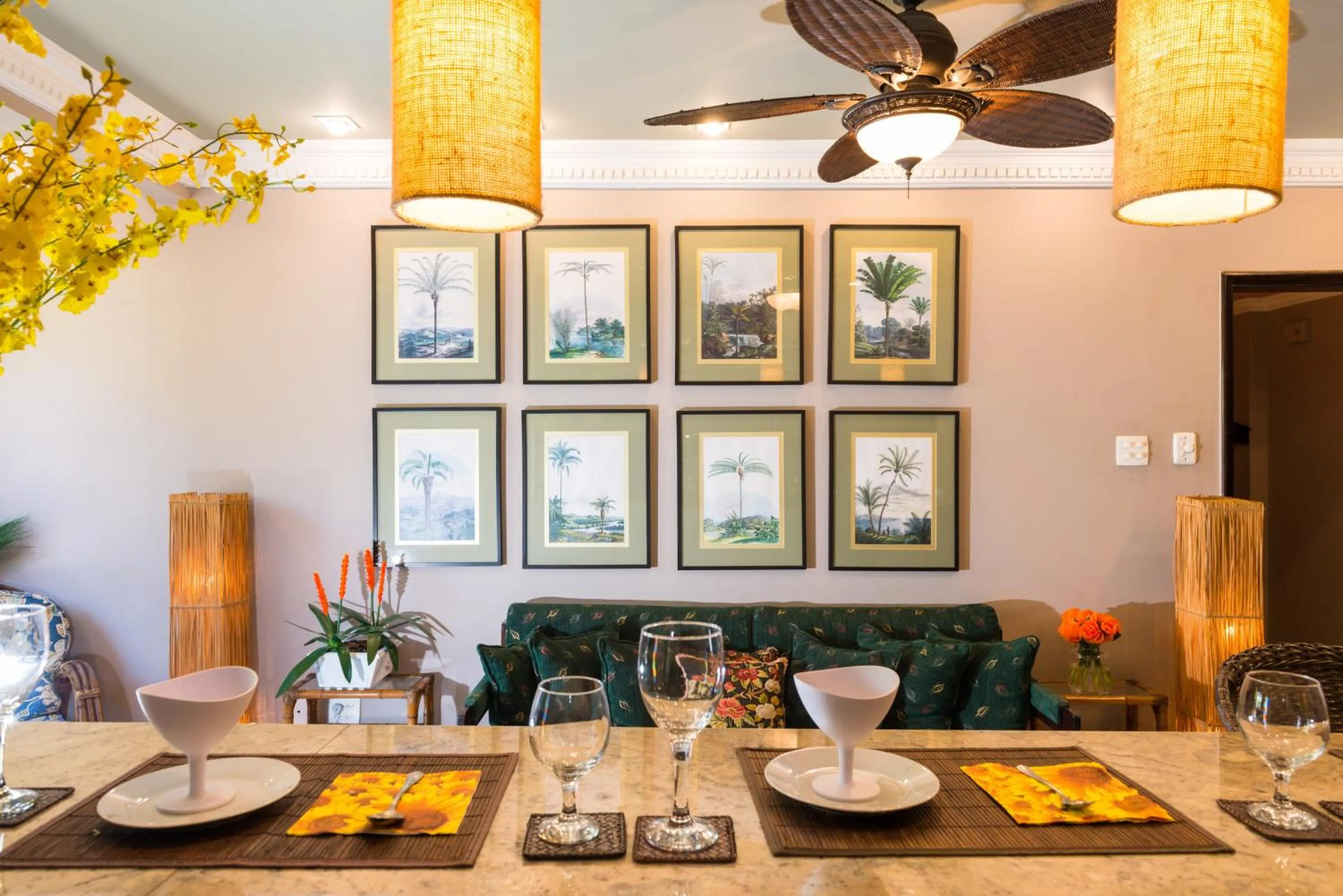 Communal lounge/ TV room in The Coral Penthouse in Rio de Janeiro - 7 Bedrooms