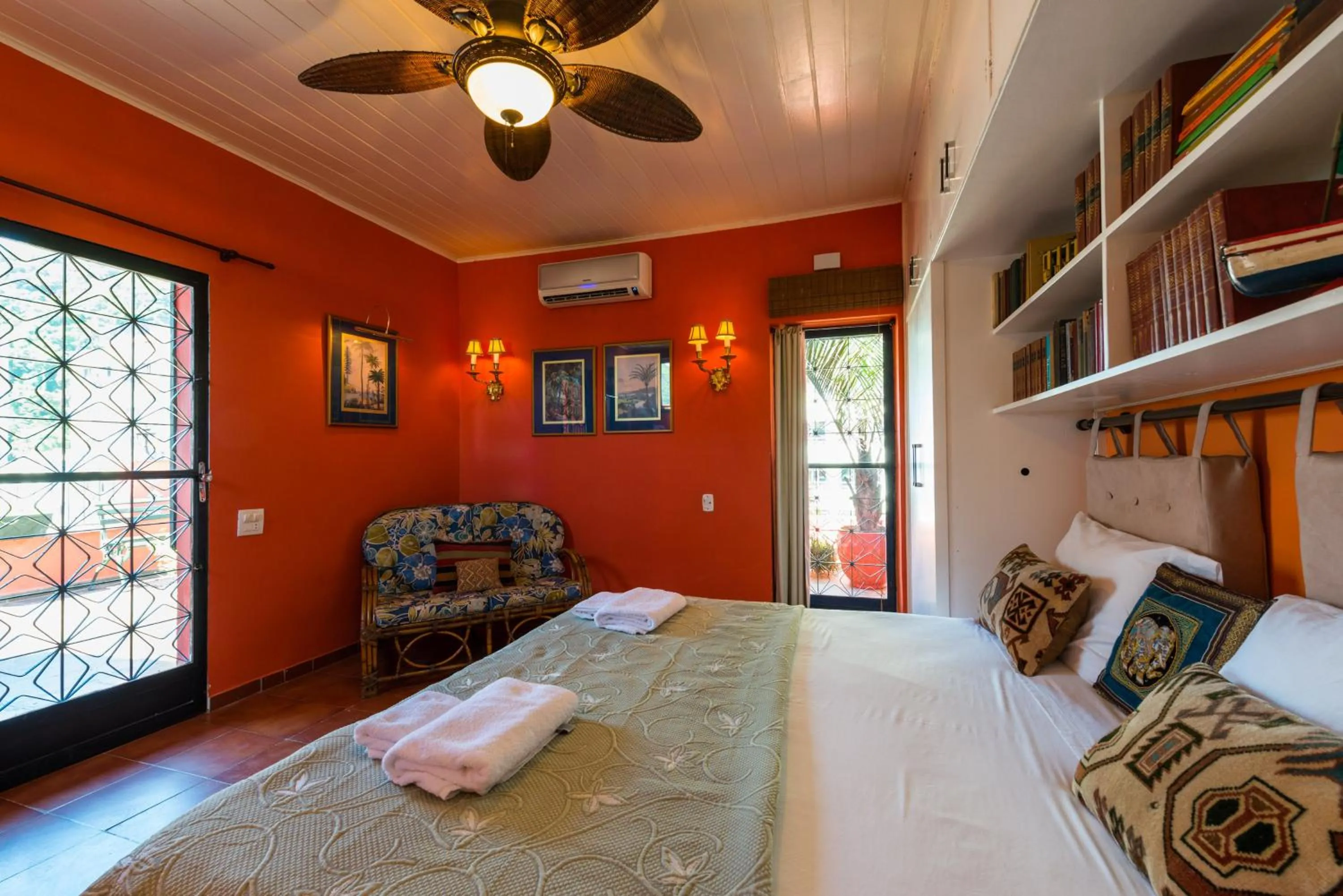 Bed in The Coral Penthouse in Rio de Janeiro - 7 Bedrooms